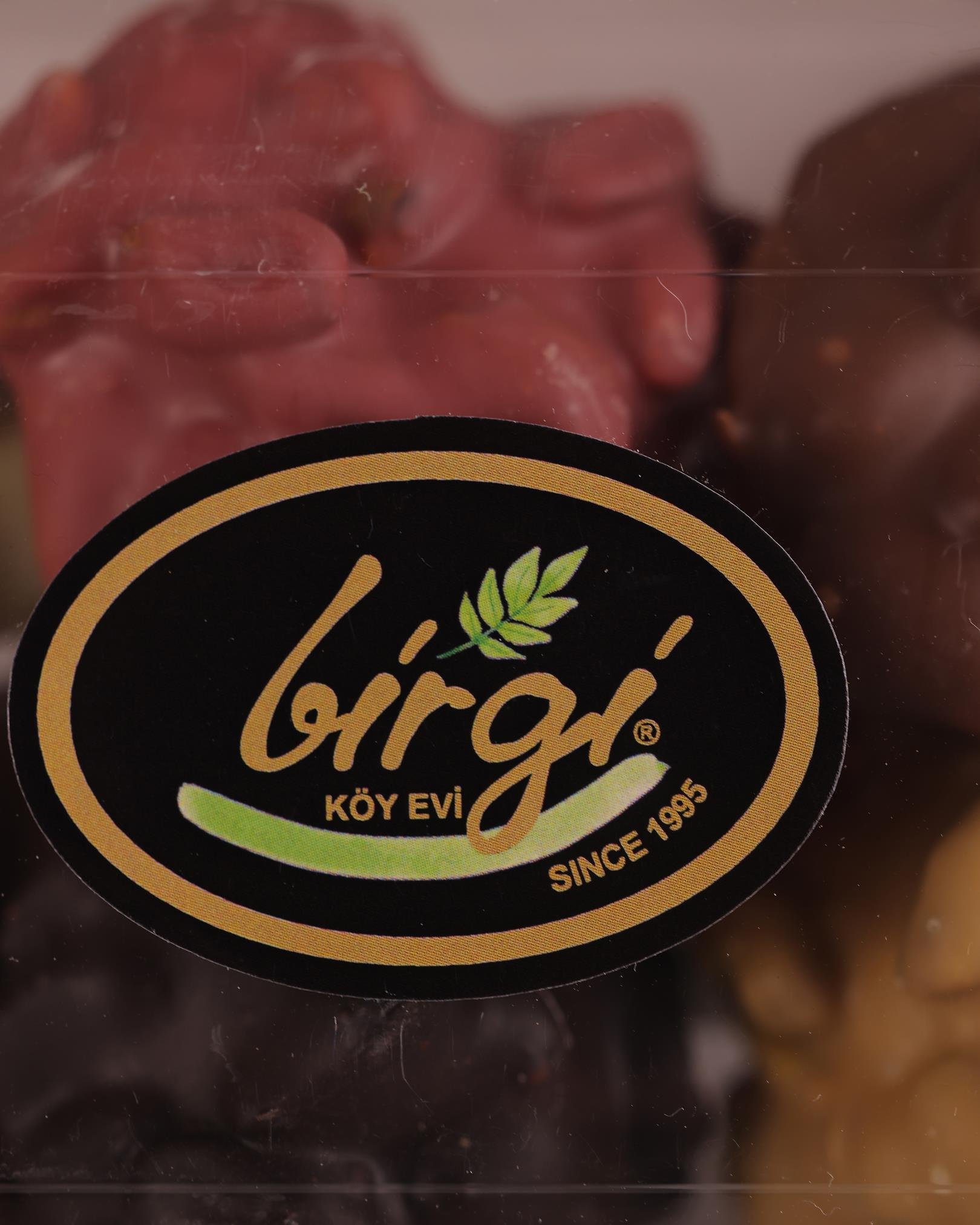 Birgi Köy EviHEDİYELİKLERAntep Fıstıklı Çikolata 140 gr – Özel Seri | Birgi Köy Evi