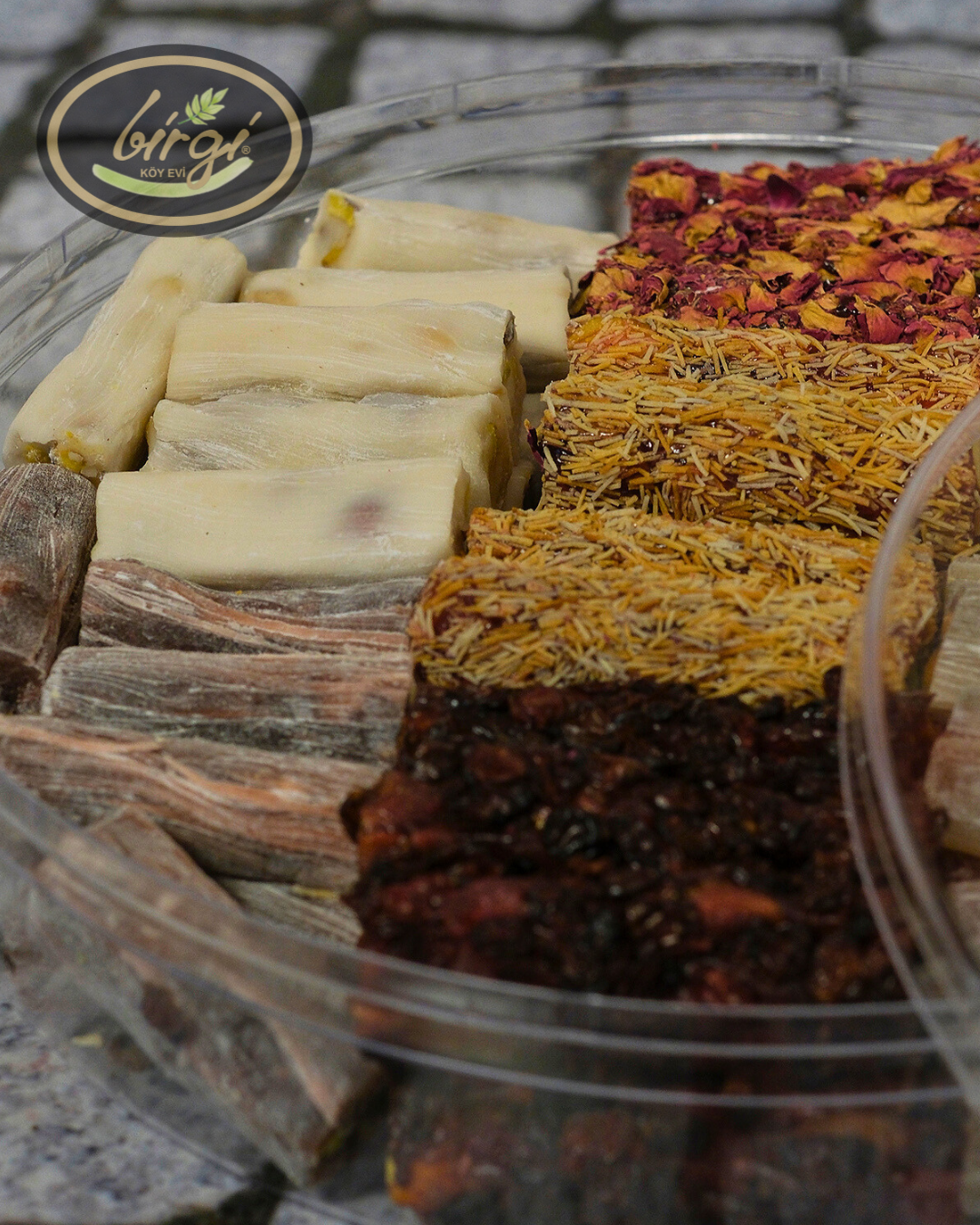 Karışık Premium Lokum Seti: Özel Hediyelik Kutu 1Kg