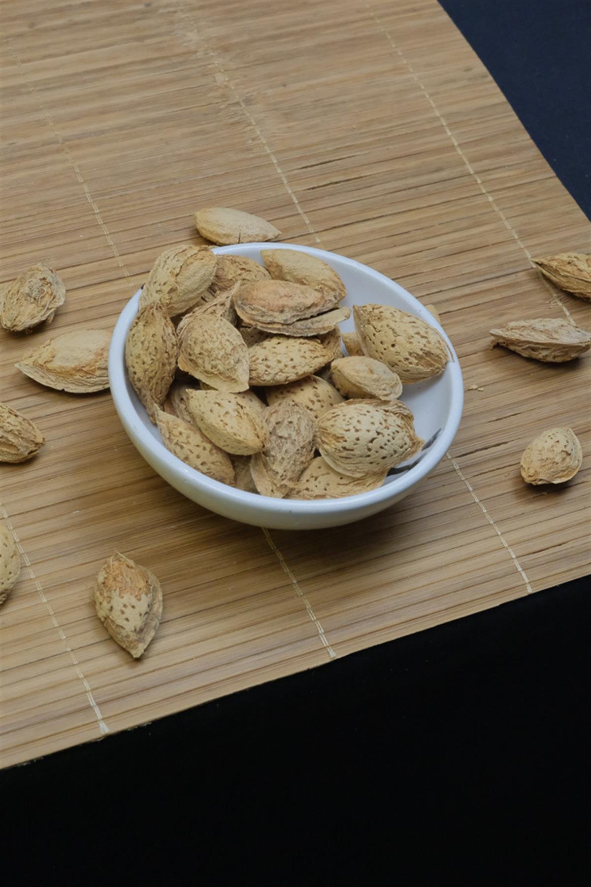 Kayısı Çekirdeği 1 kg