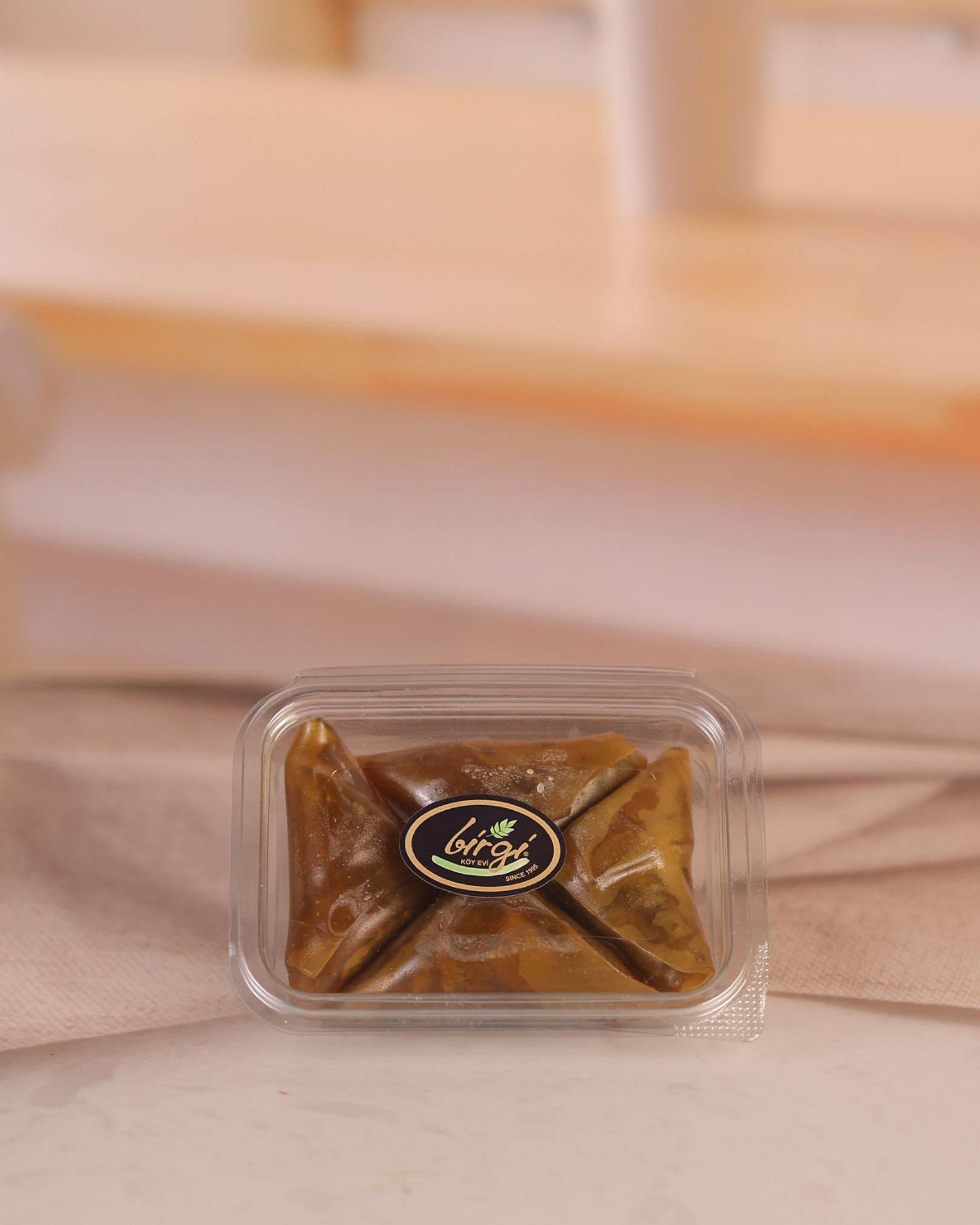 Birgi Köy EviLOKUMLARBirgi Köy Evi Antep Fıstıklı Birgi Muskası (300 gr)