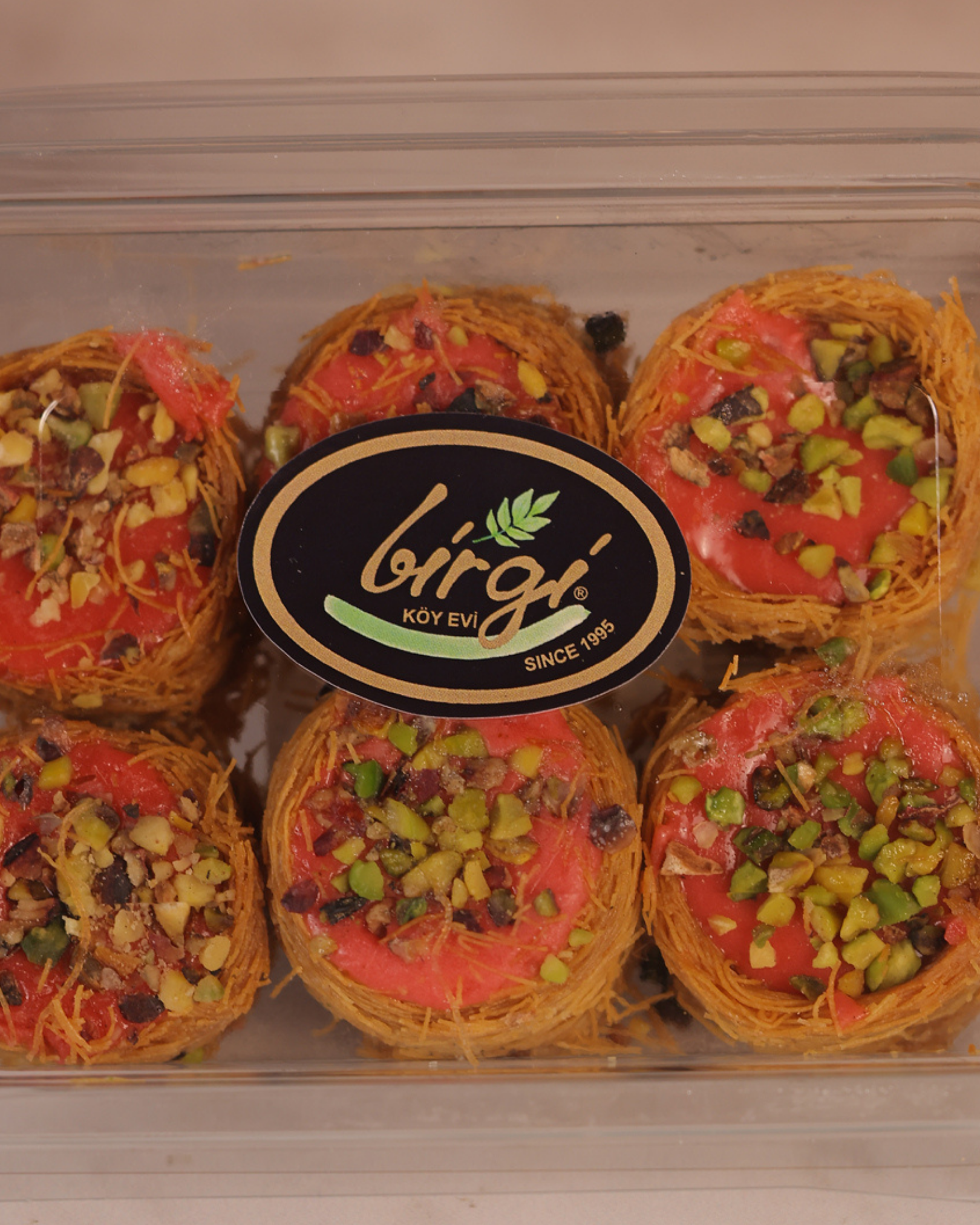 Birgi Köy EviLOKUMLARBirgi Köy Evi Çilekli Bülbül Yuvası (200 gr)