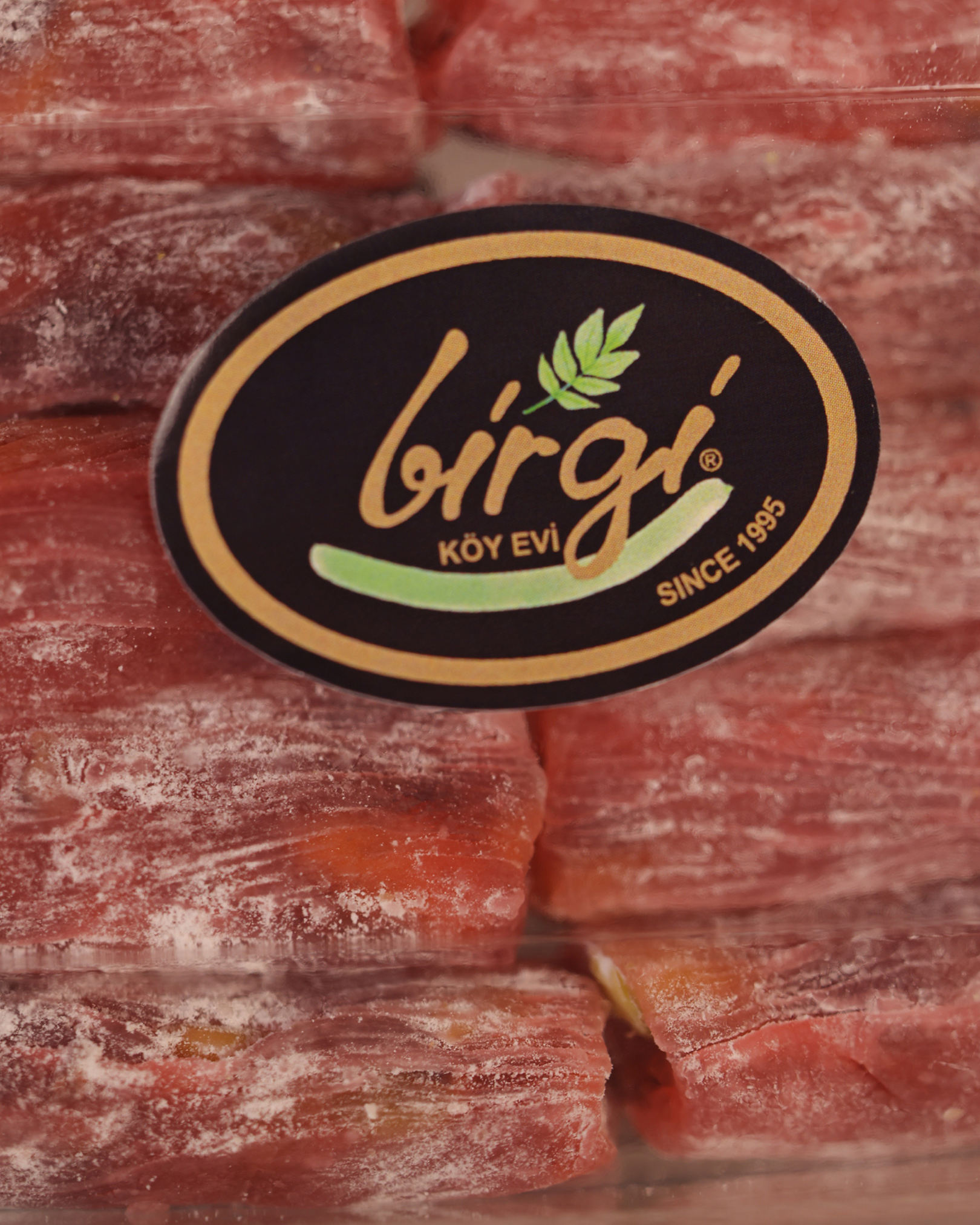 Birgi Köy EviLOKUMLARBirgi Köy Evi Karadutlu ve Antep Fıstıklı Parmak Lokum (200 gr)