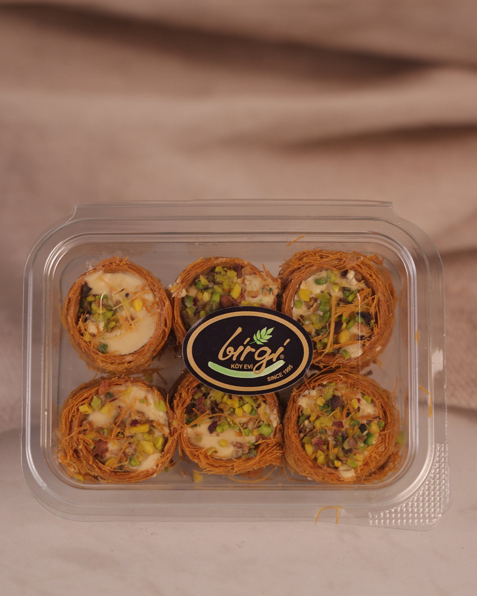 Birgi Köy EviLOKUMLARBirgi Köy Evi Kaymaklı Bülbül Yuvası (200 gr)
