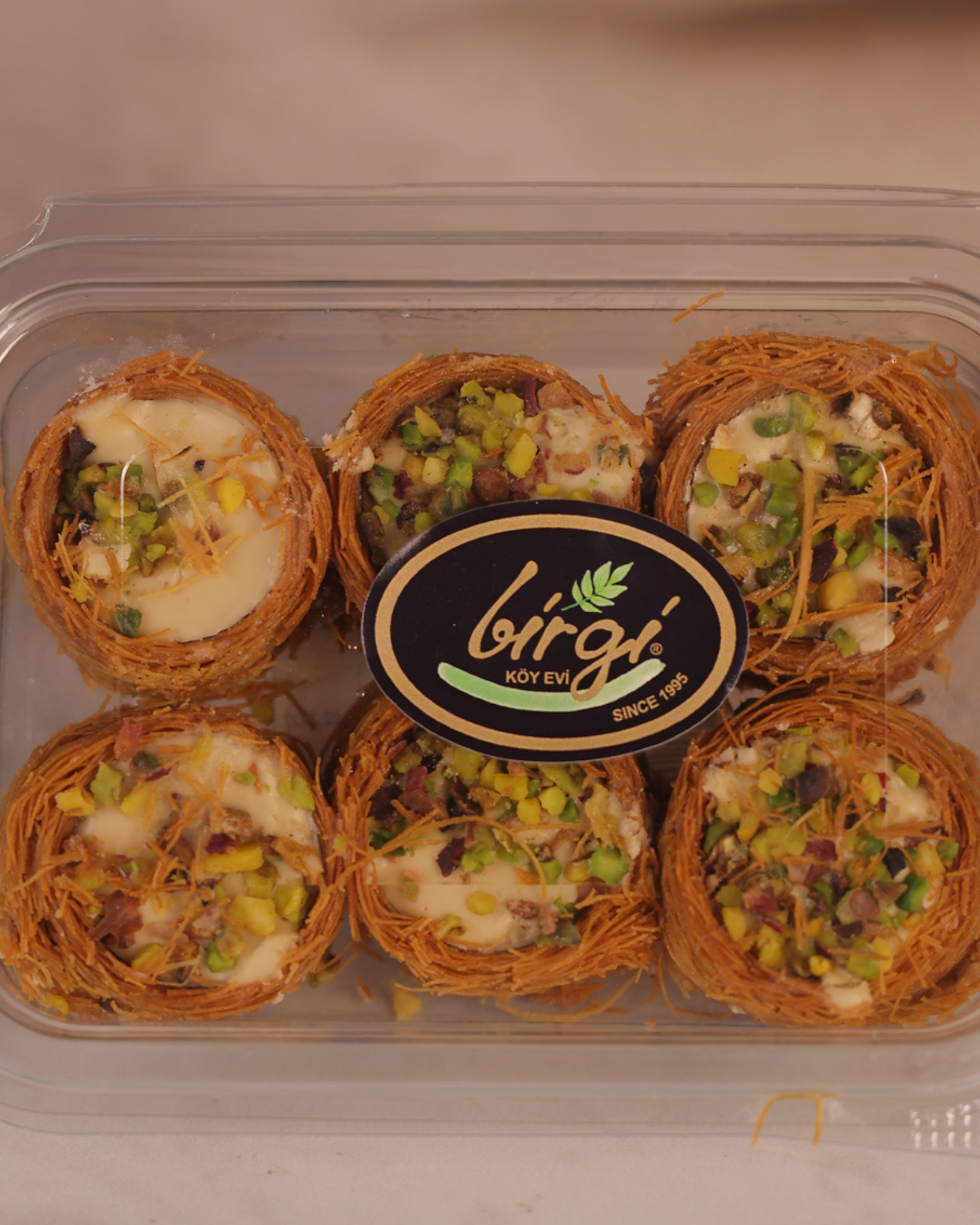 Birgi Köy EviLOKUMLARBirgi Köy Evi Kaymaklı Bülbül Yuvası (200 gr)