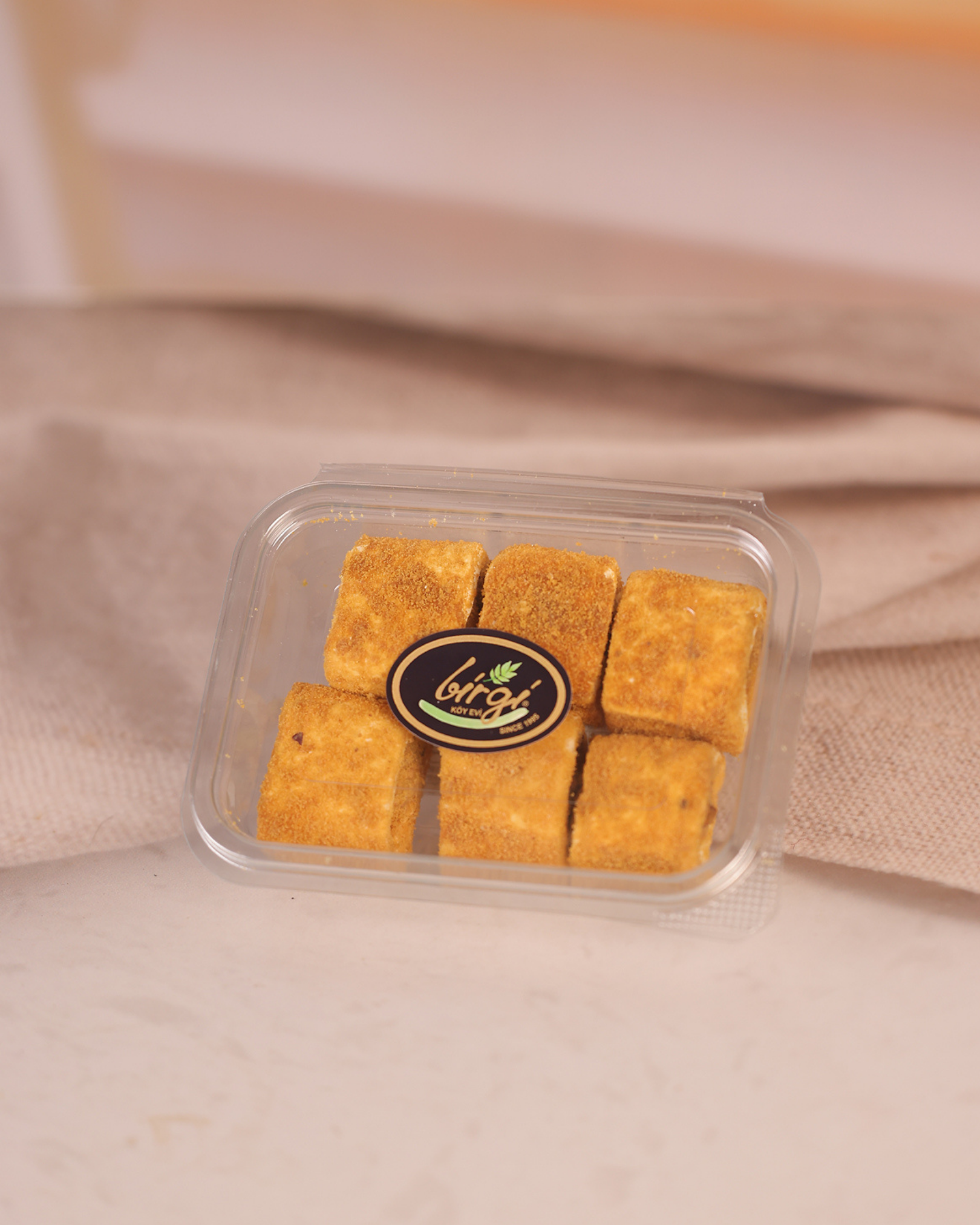 Birgi Köy EviLOKUMLARBirgi Köy Evi Lotus Bisküvili Bohça Lokum (200 gr)