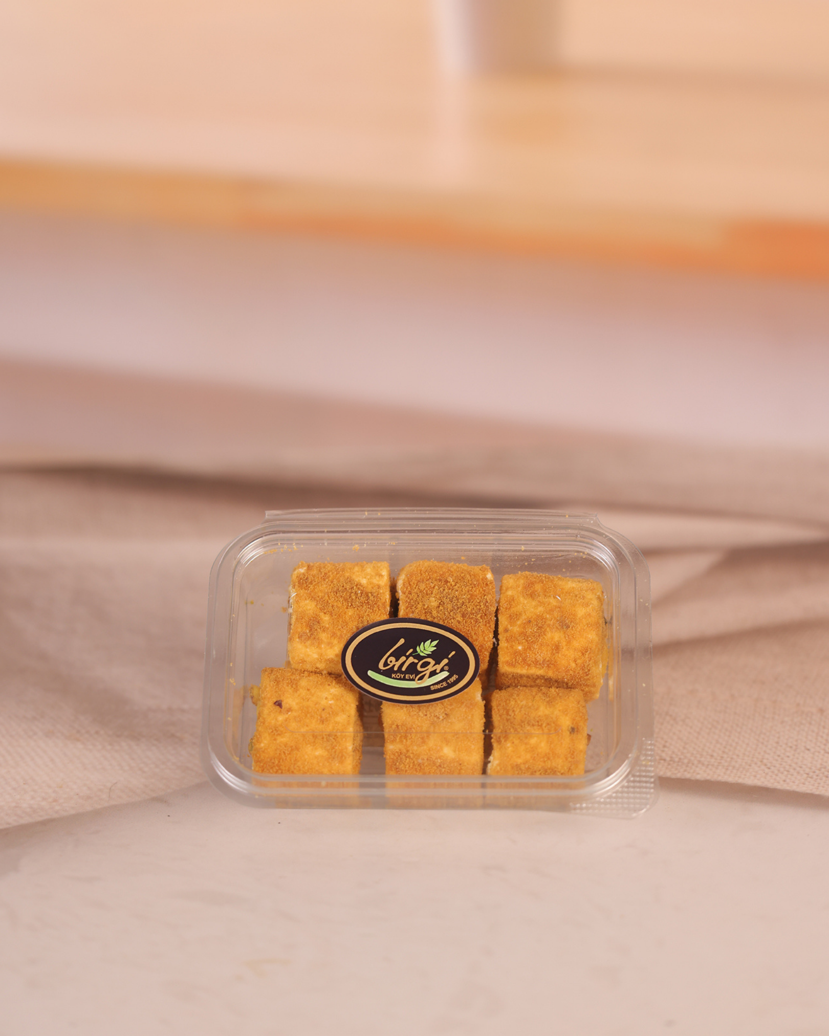 Birgi Köy EviLOKUMLARBirgi Köy Evi Lotus Bisküvili Bohça Lokum (200 gr)