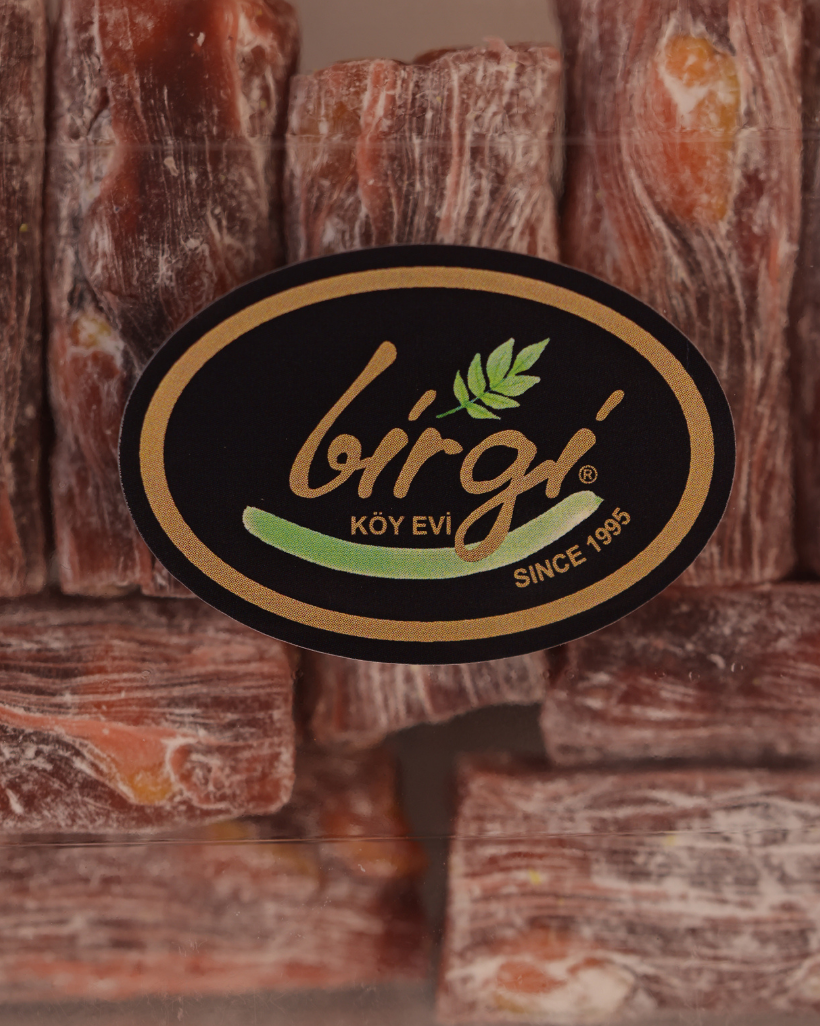 Birgi Köy EviLOKUMLARBirgi Köy Evi Narlı ve Antep Fıstıklı Parmak Lokum (200 gr)