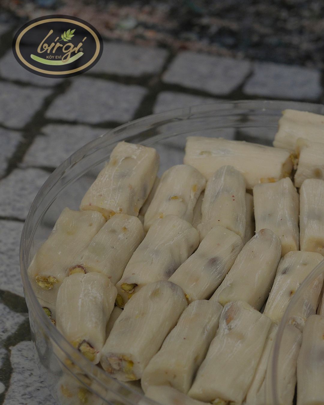 Sütlü Antep Fıstıklı Lokum 1Kg