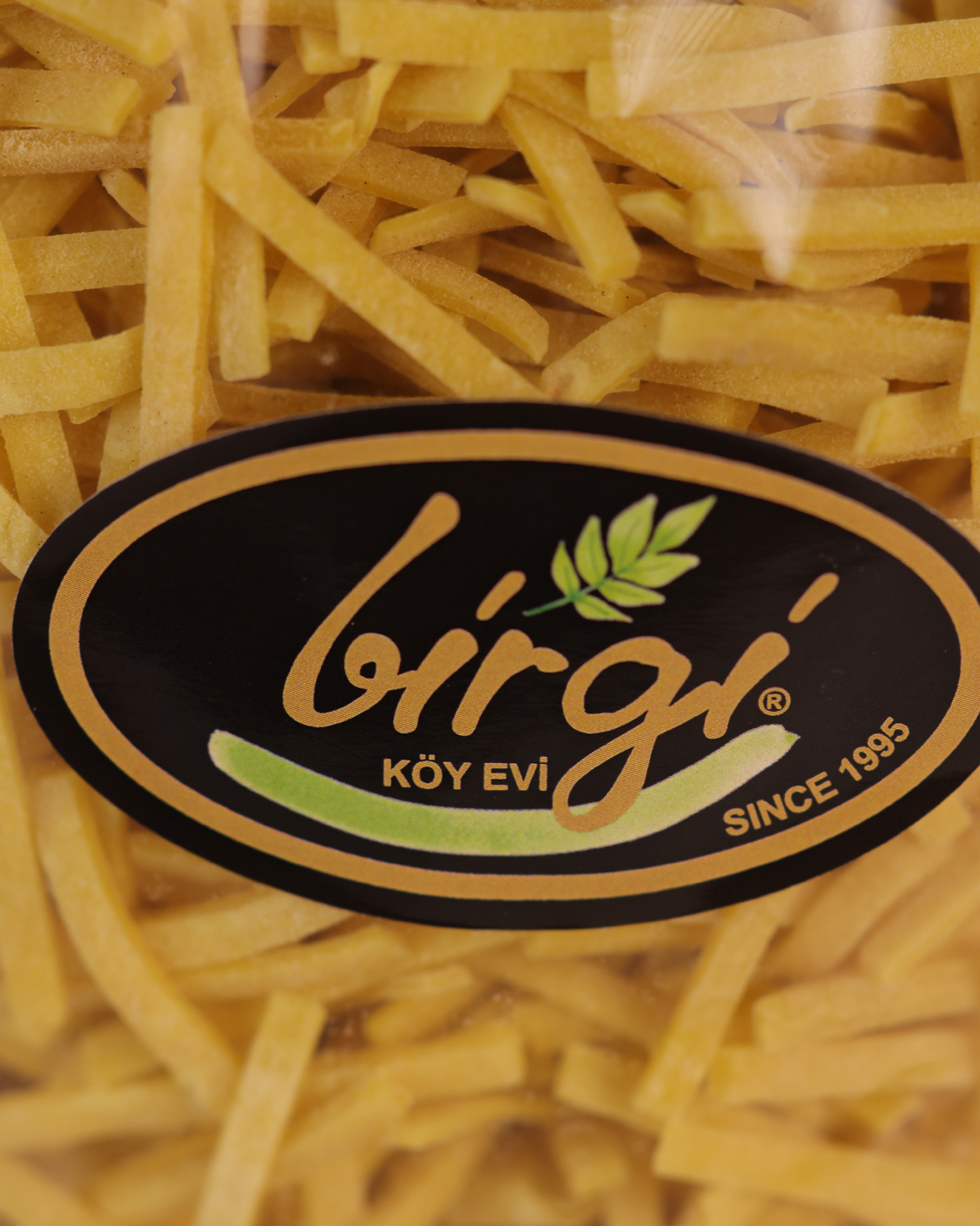 Birgi Köy EviYEMEKLİK ÜRÜNLERBirgi Köy Evi Geleneksel El Kesimi Sade Ev Eriştesi (1 kg)