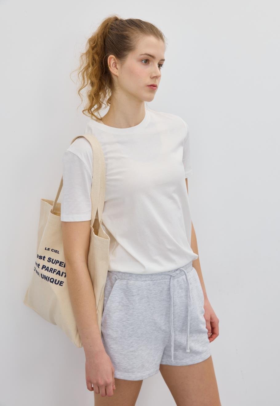 Kadın Ekru Renk Basic T-Shirt