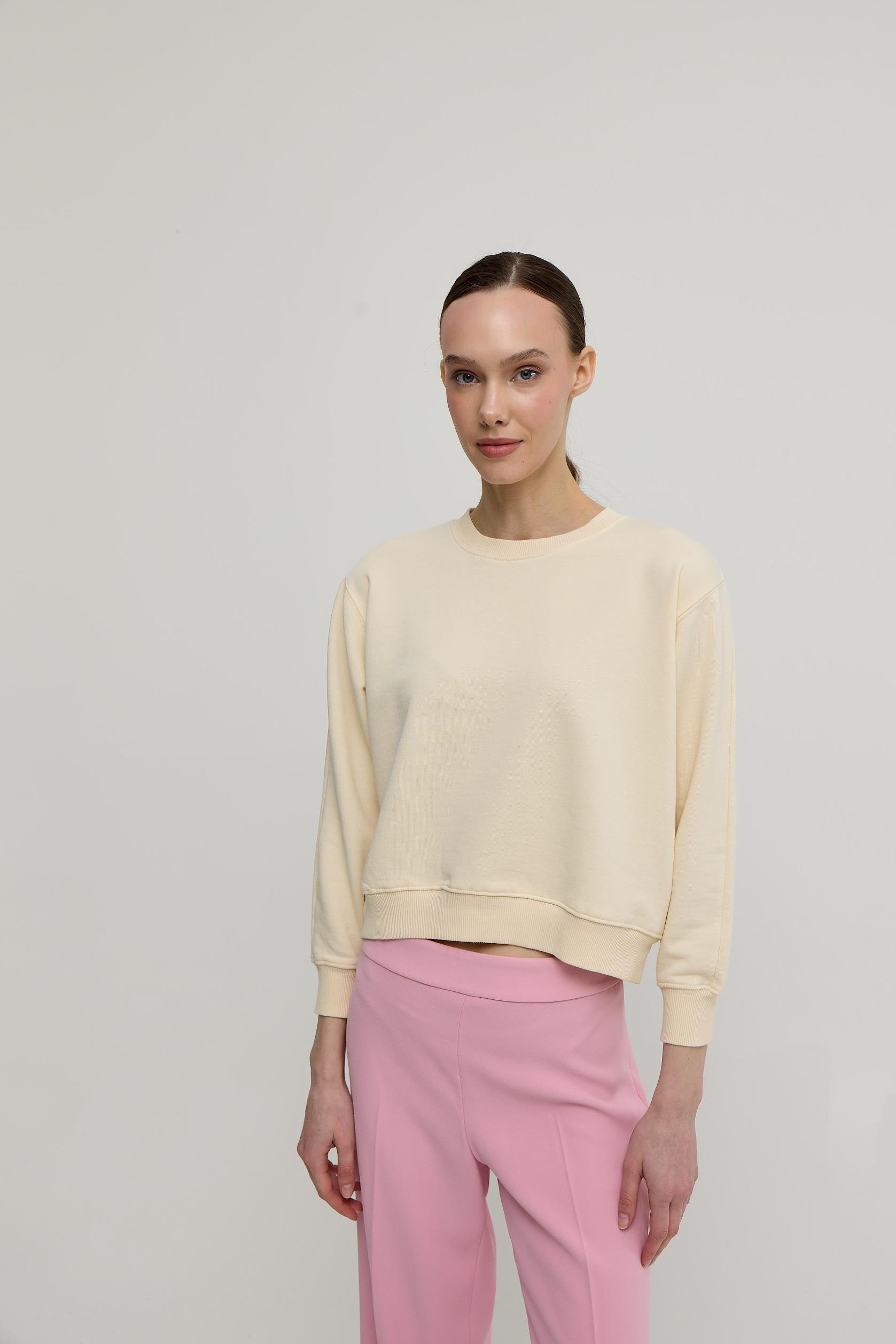 Kadın Vanilya Renk Basic Sweatshirt