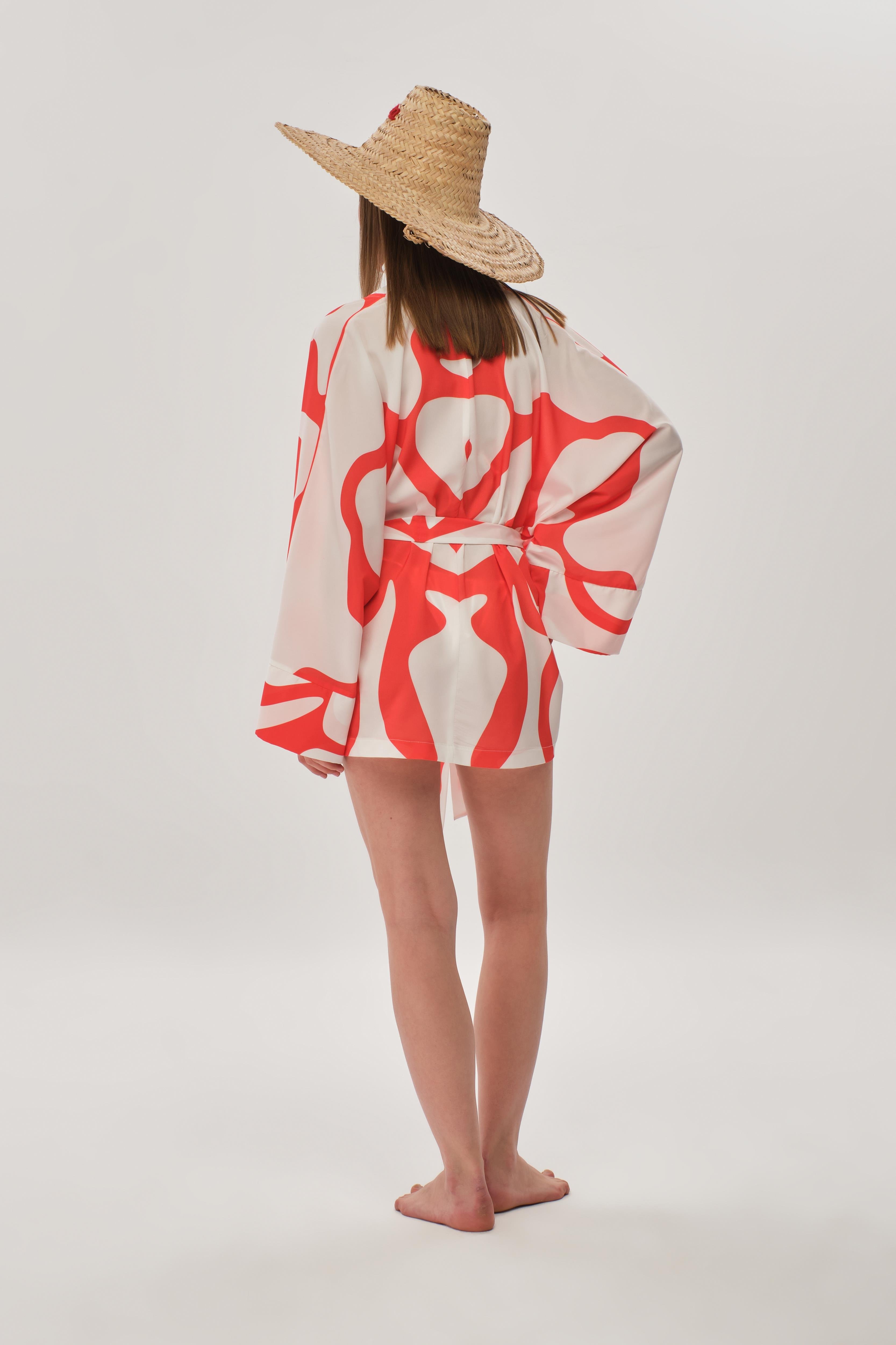 Iconic Design Kimono Sajini