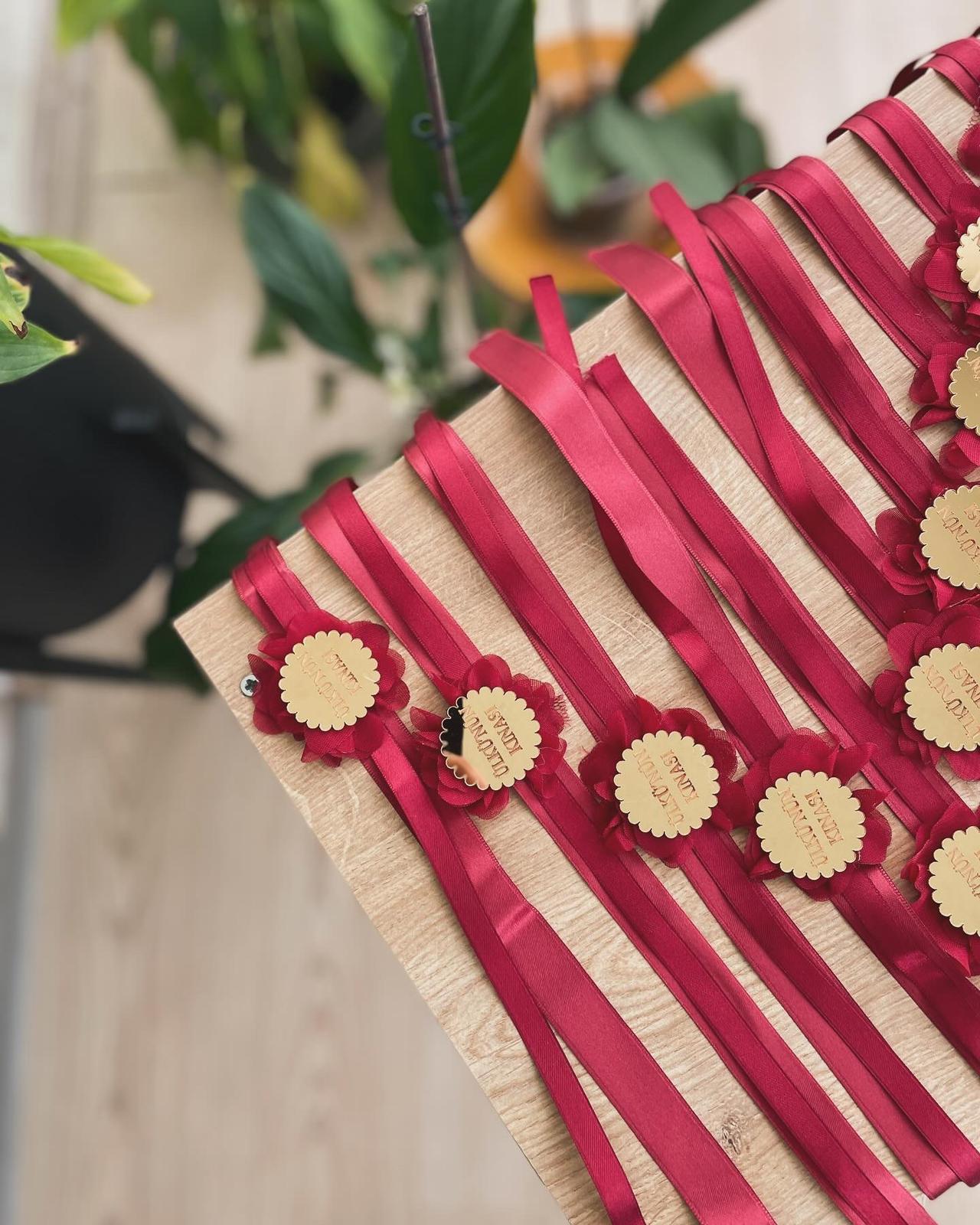 BORDO NEDİME BİLEKLİĞİ