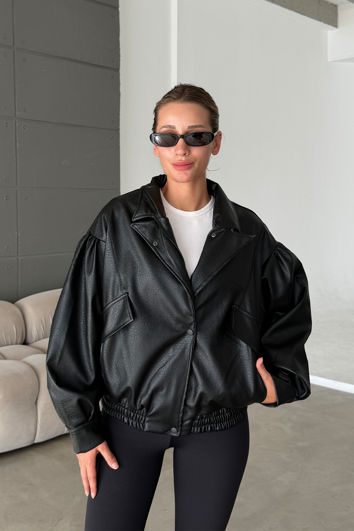 Carey Siyah Cep Detaylı Oversize Deri Ceket