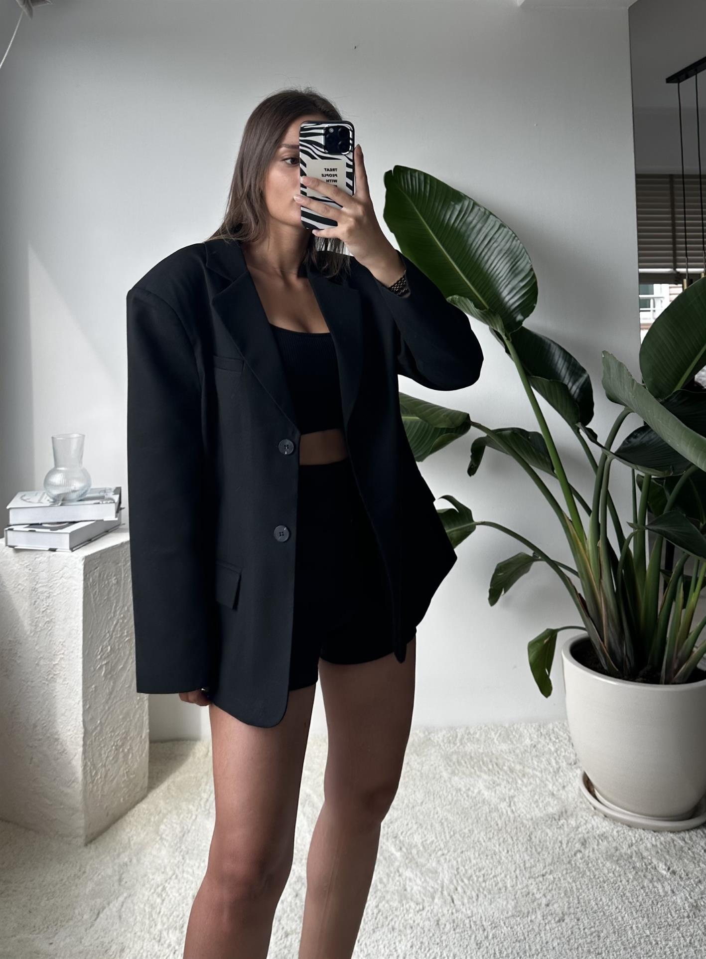 Rebecca Siyah Oversize Blazer Ceket