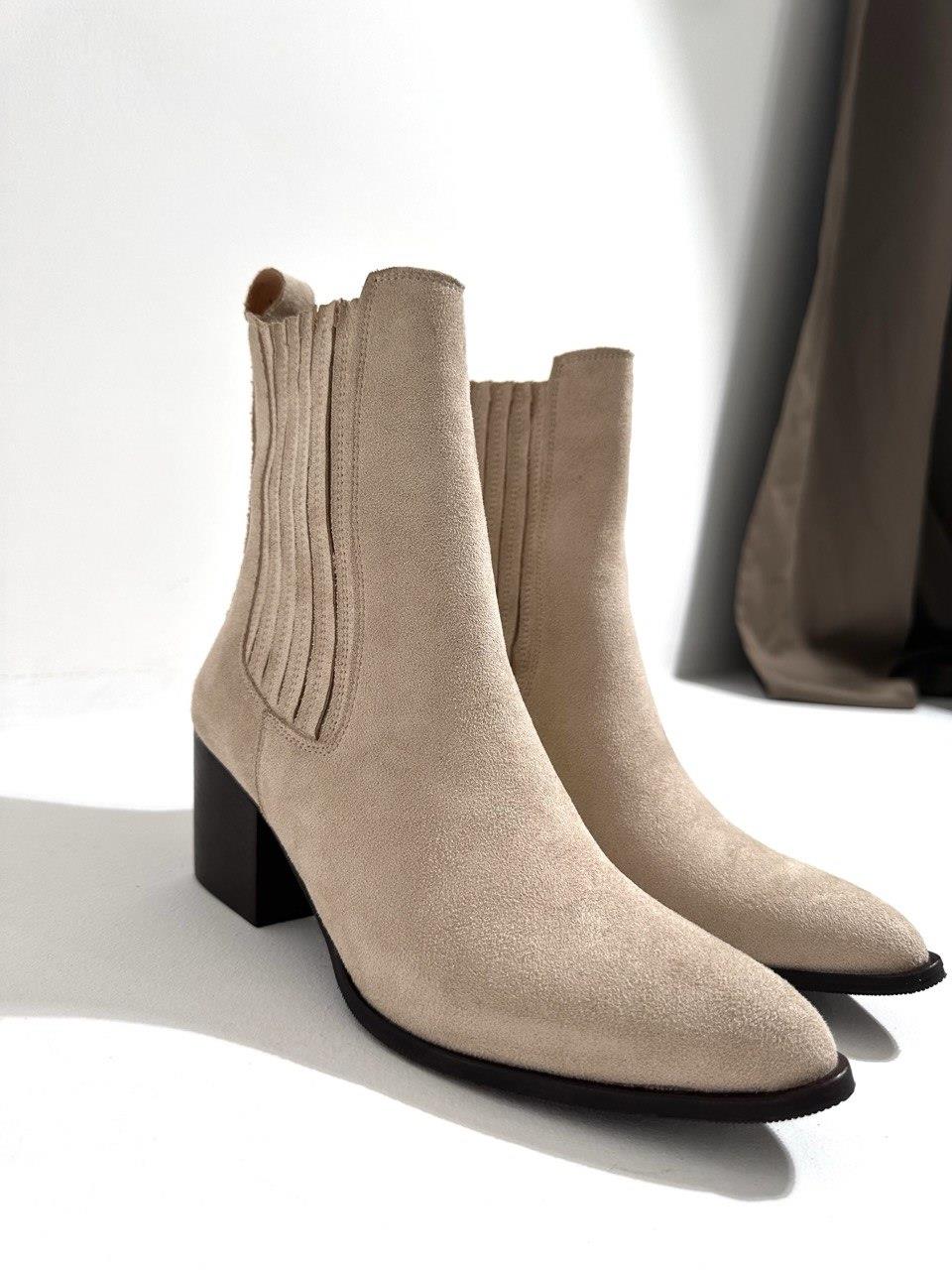 23K-004 Bej Süet Kadın Topuklu Bot