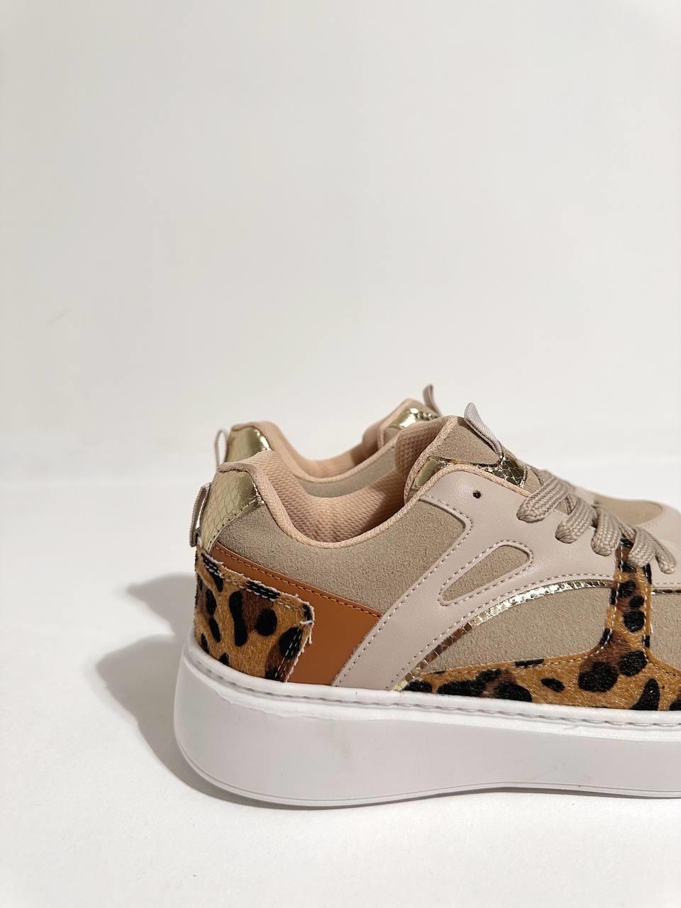 23K-063 Bej Leopar Kadın Spor Ayakkabı