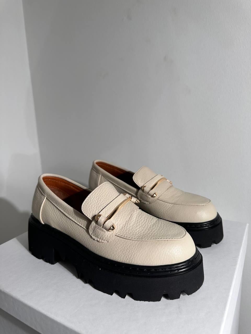 23K.008 Hakiki Deri Bej Siyah Taban Oxford Kadın