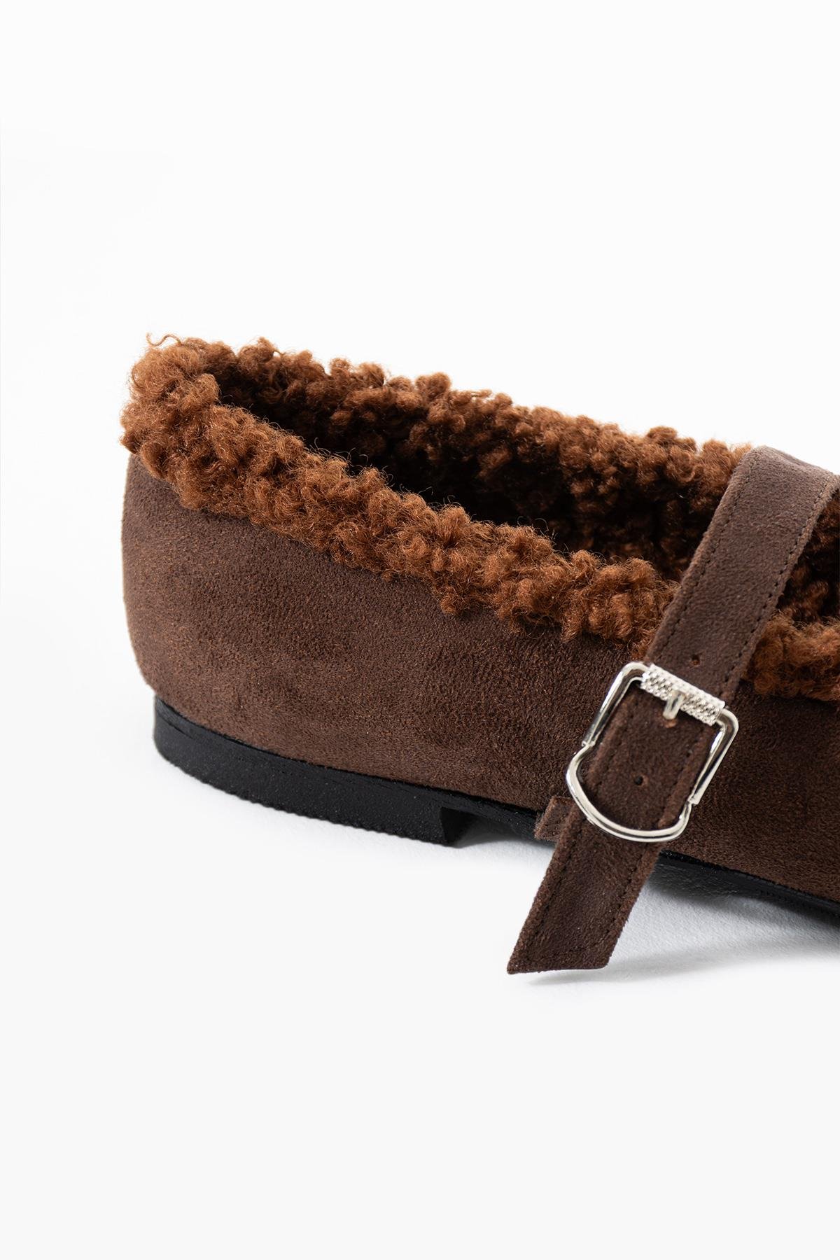 Acıkahve Süet İçi Kürklü Basic Babet