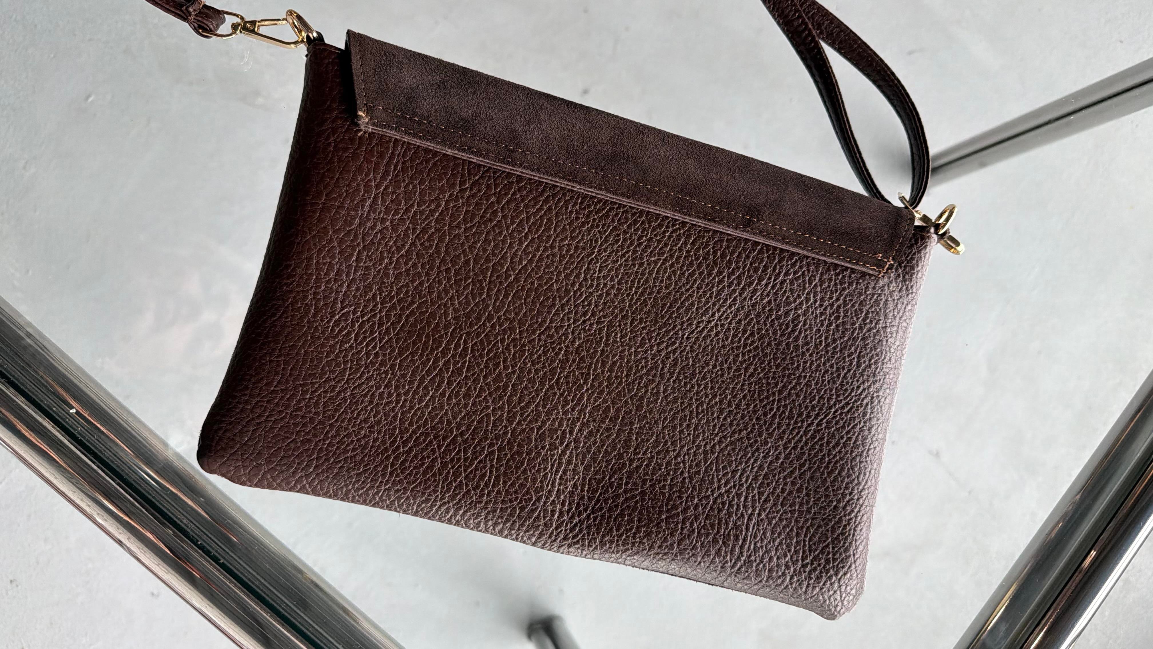 Atelier Mocha – Kahverengi Süet & Deri Clutch Çanta