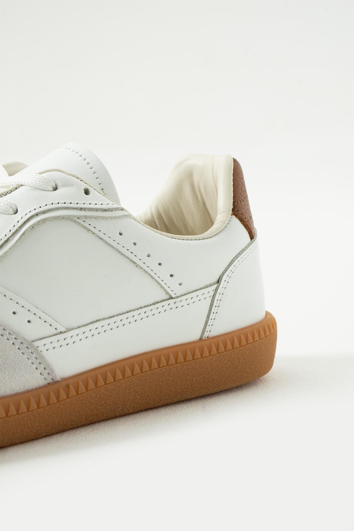 Bağcıklı Gerçek Deri Süet Kadın Spor Ayakkabı Beyaz