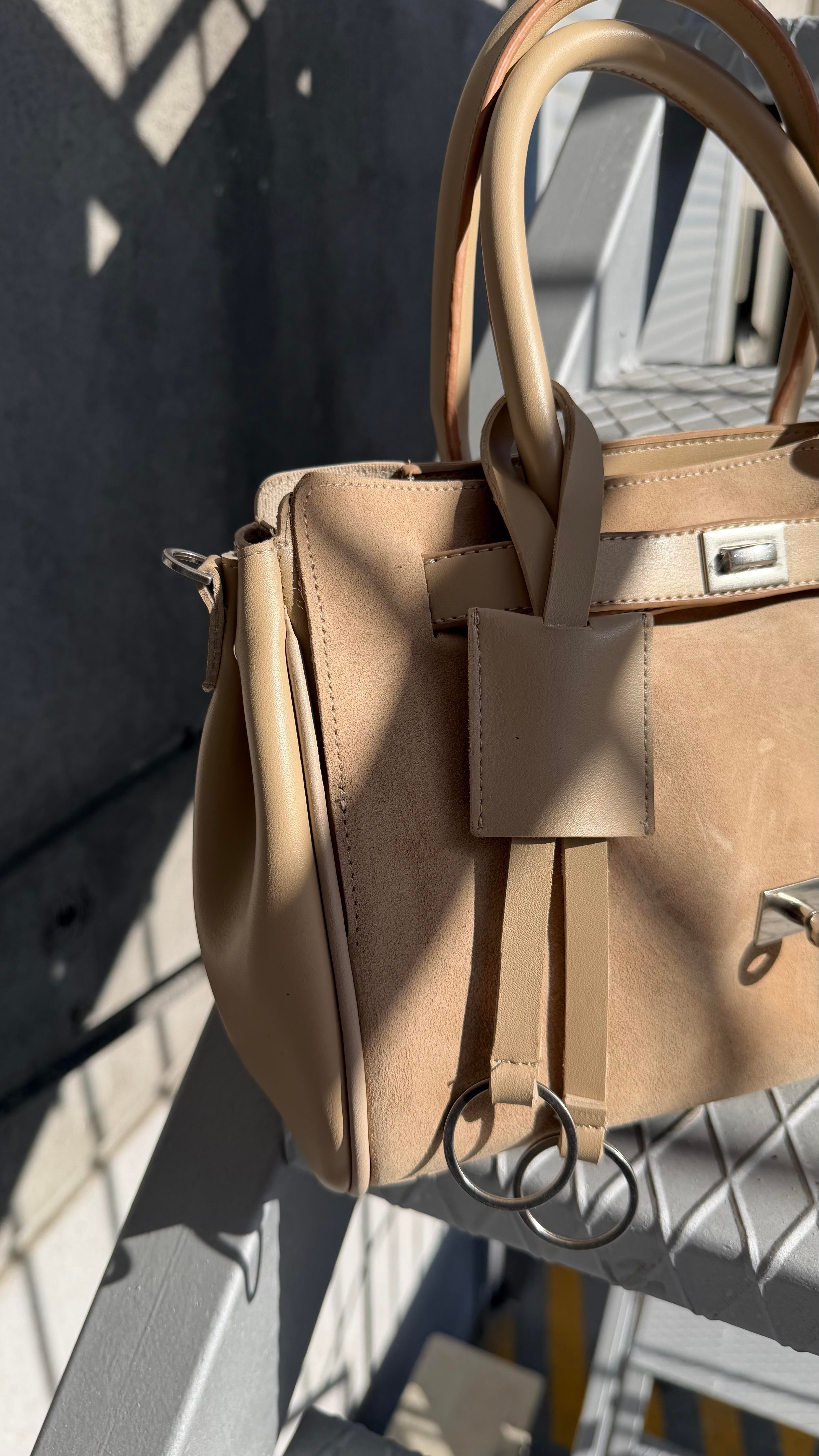 Bej Gabriel Cilt Silver Aksesuarlı Çanta 