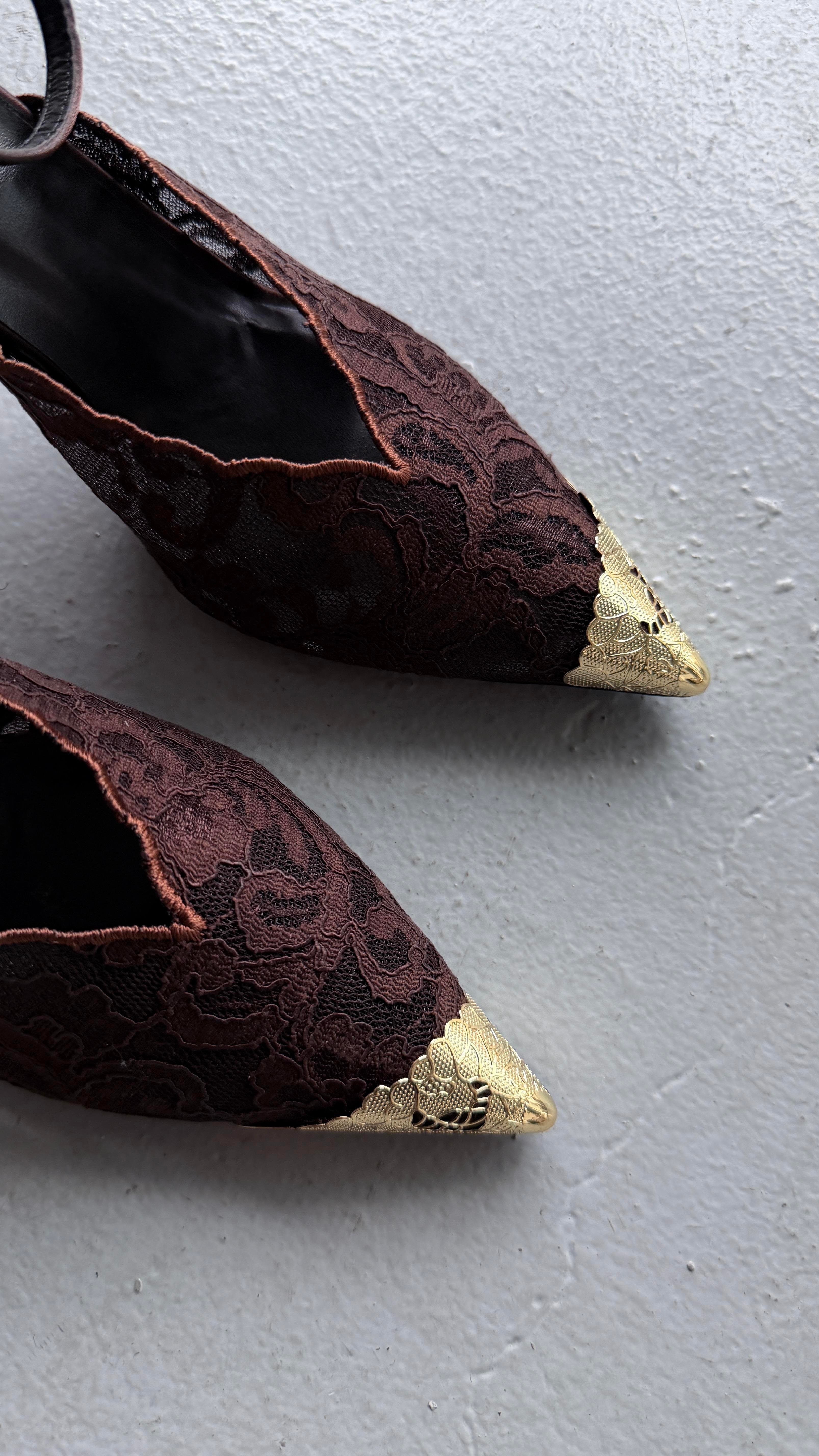 Brown Icon Acıkahve Dantel Bilekten Bağlı Stiletto