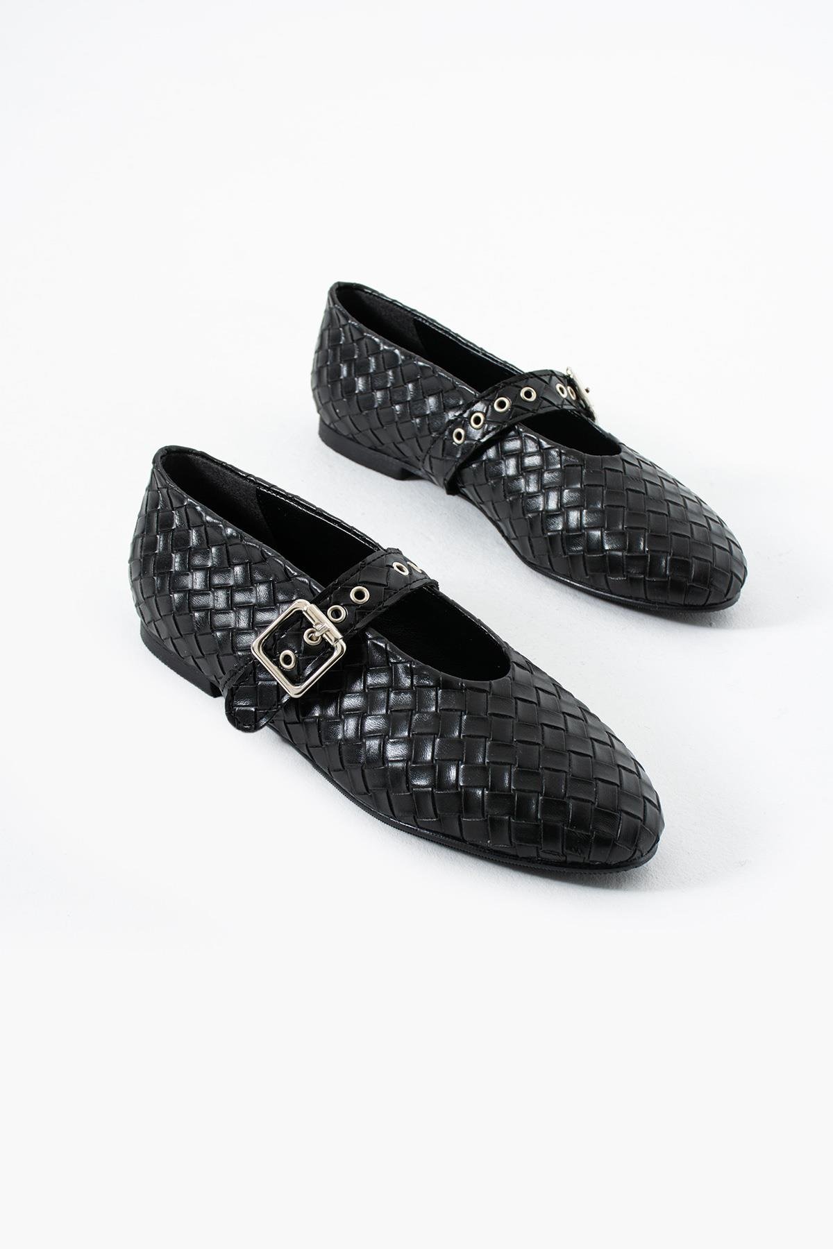 Elise Siyah Gümüş Toka Detaylı Örgü Kadın Babet