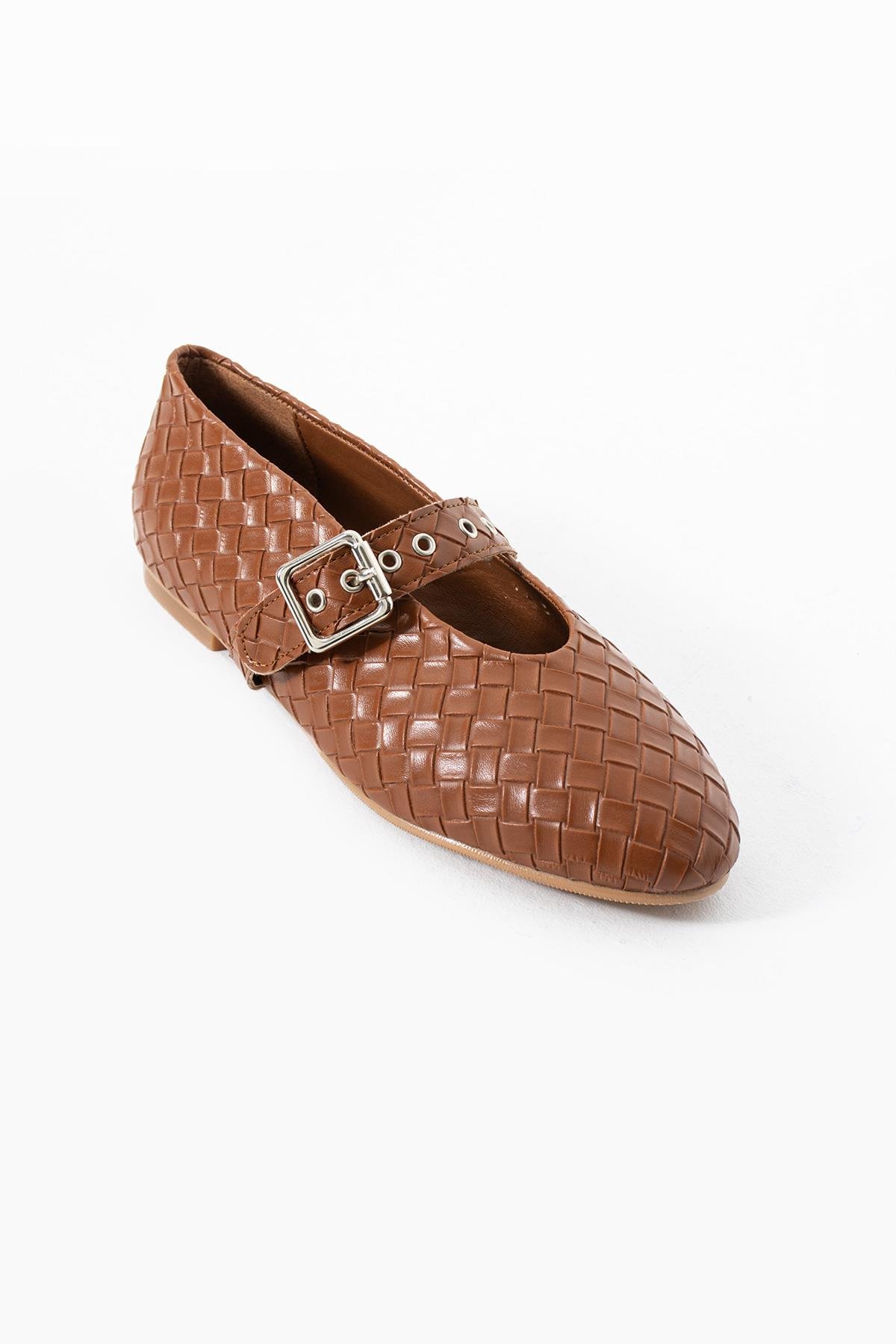 Elise Taba Gümüş Toka Detaylı Örgü Kadın Babet