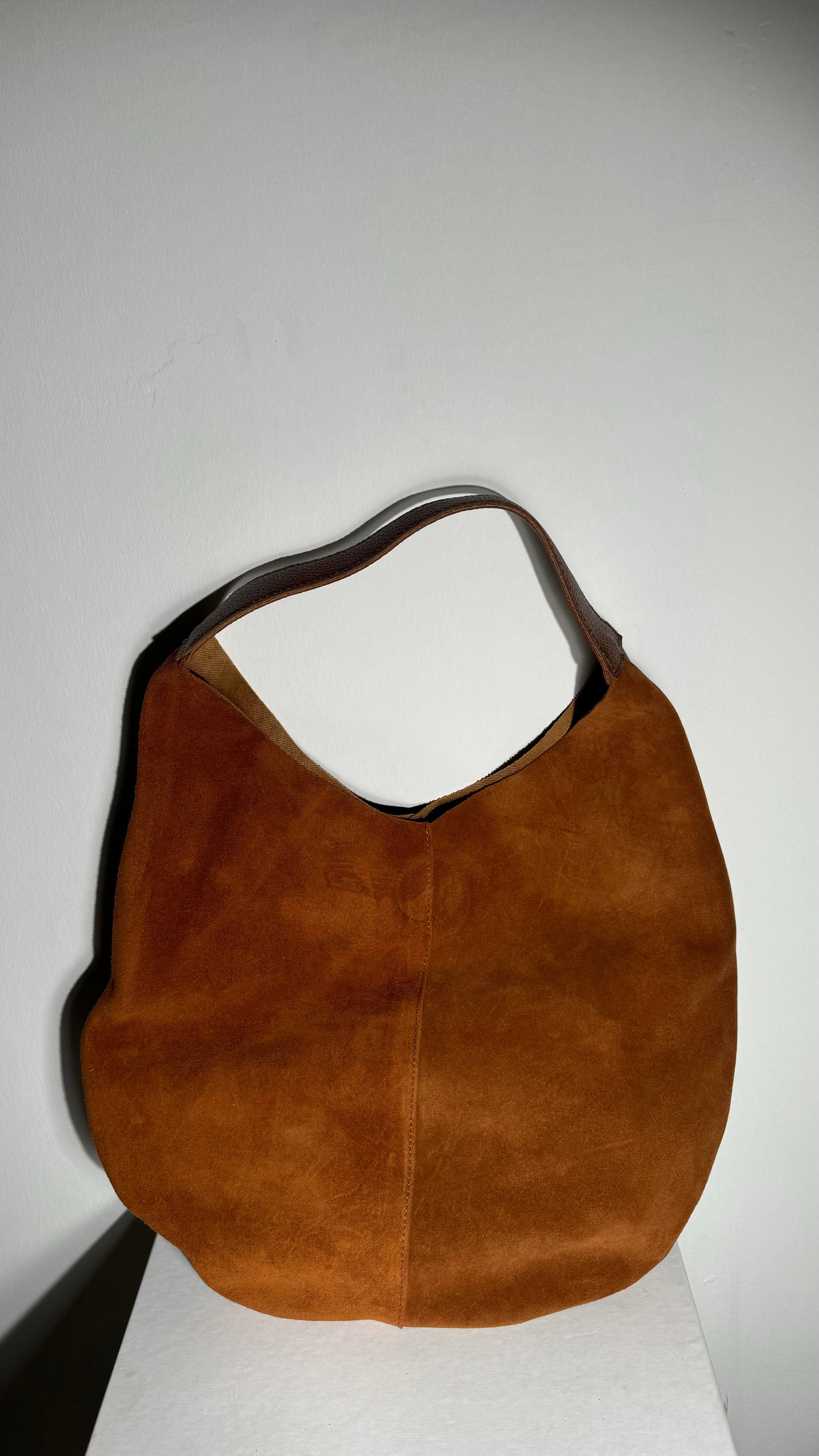 Felci Taba Yuvarlak Yavru Detaylı Çanta