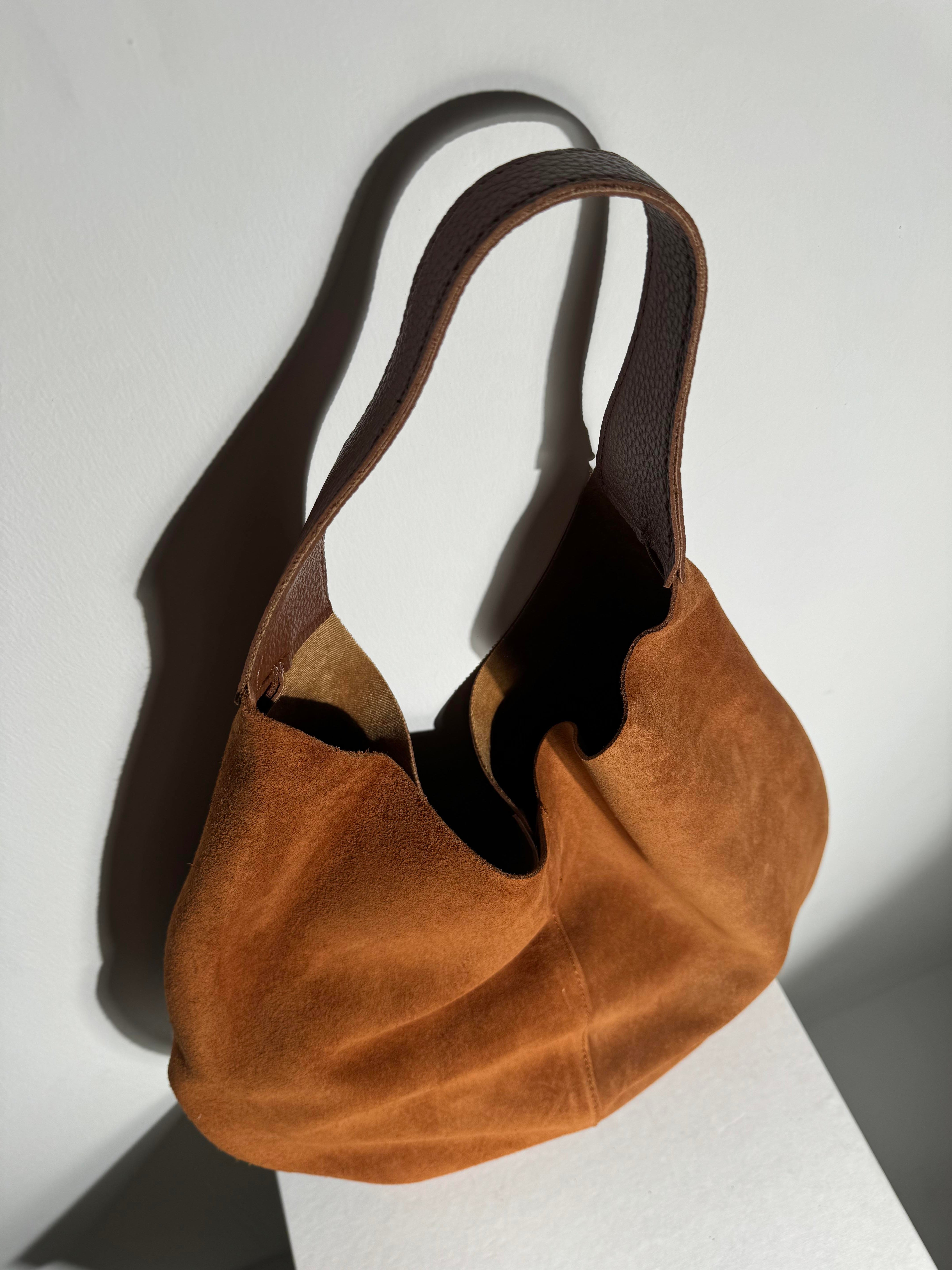 Felci Taba Yuvarlak Yavru Detaylı Çanta