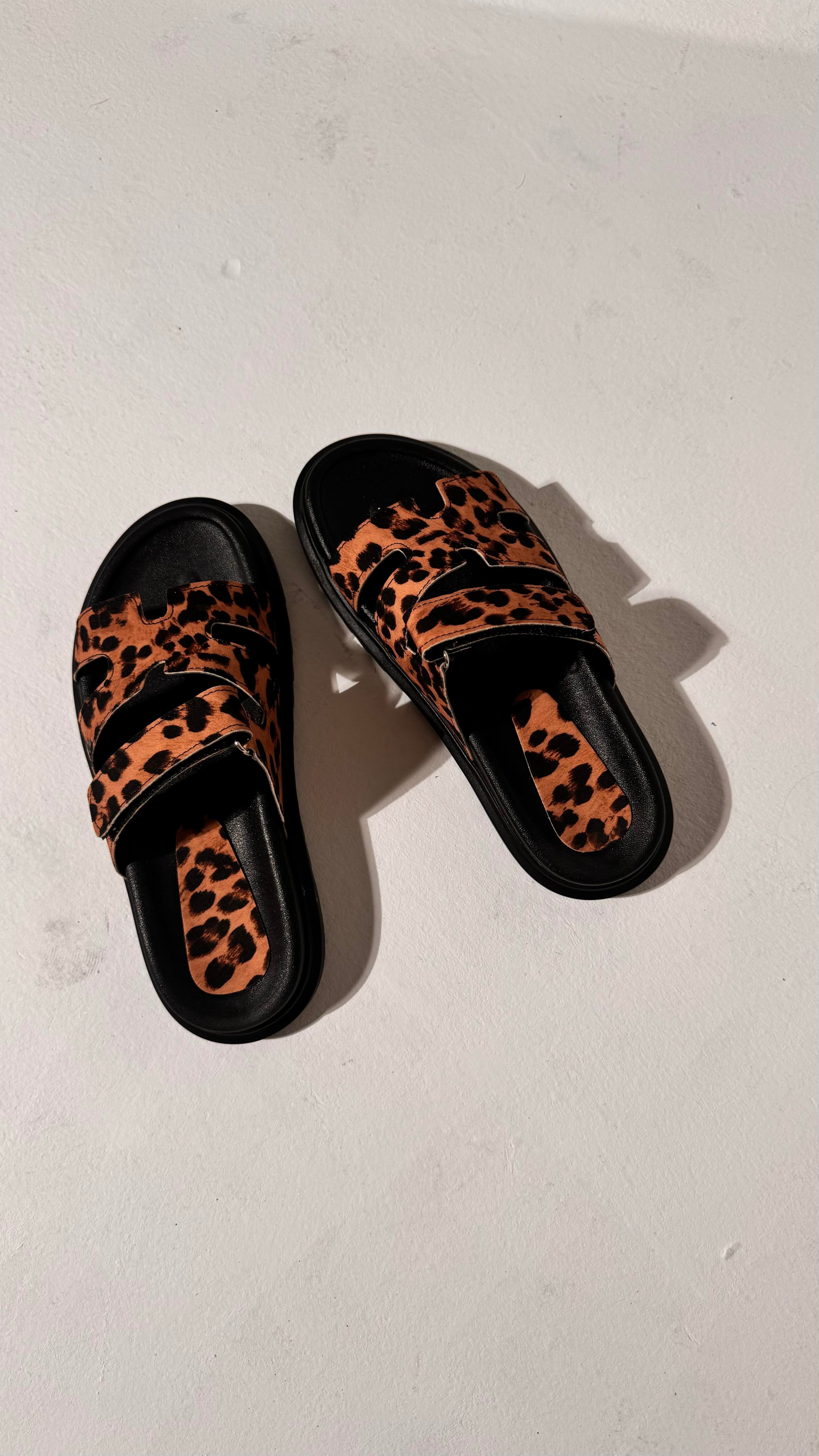 Henza Leopar Kalın Tabanlı Çift Bant Terlik