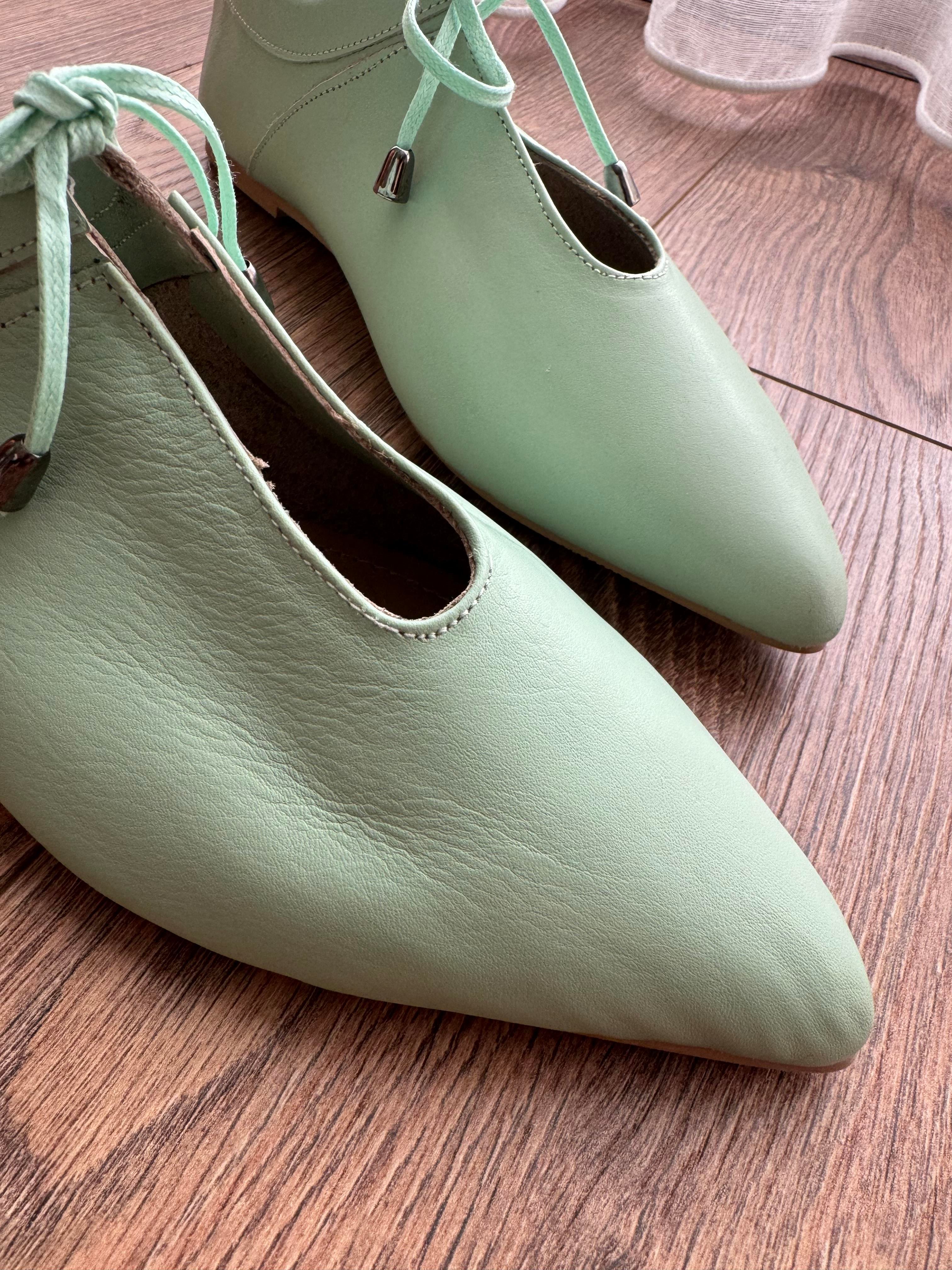 Joah Mint Püskül Bağlama Detaylı Deri Babet