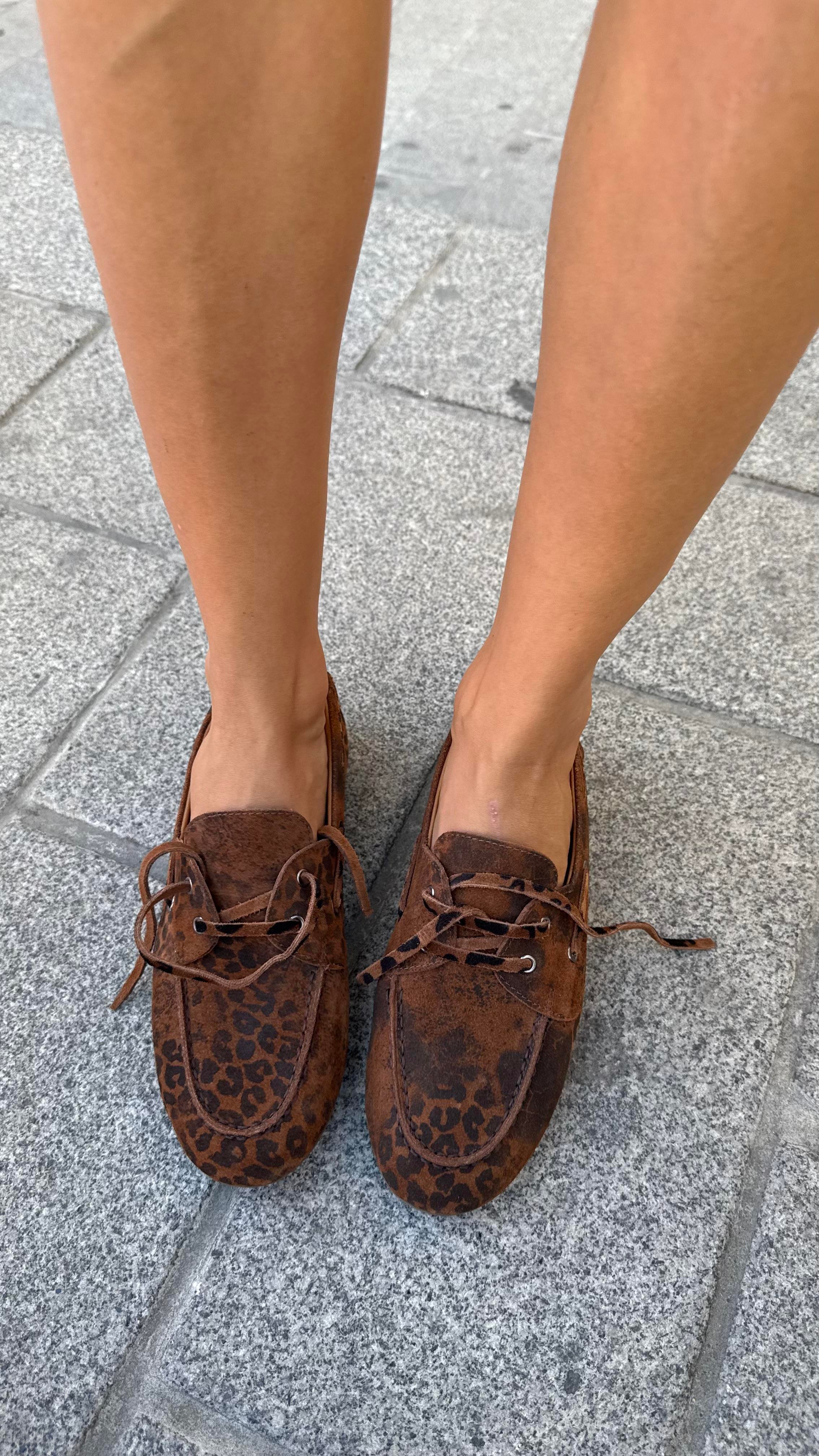 Kadın Hakiki Deri Leopar Süet Casual Ayakkabı 