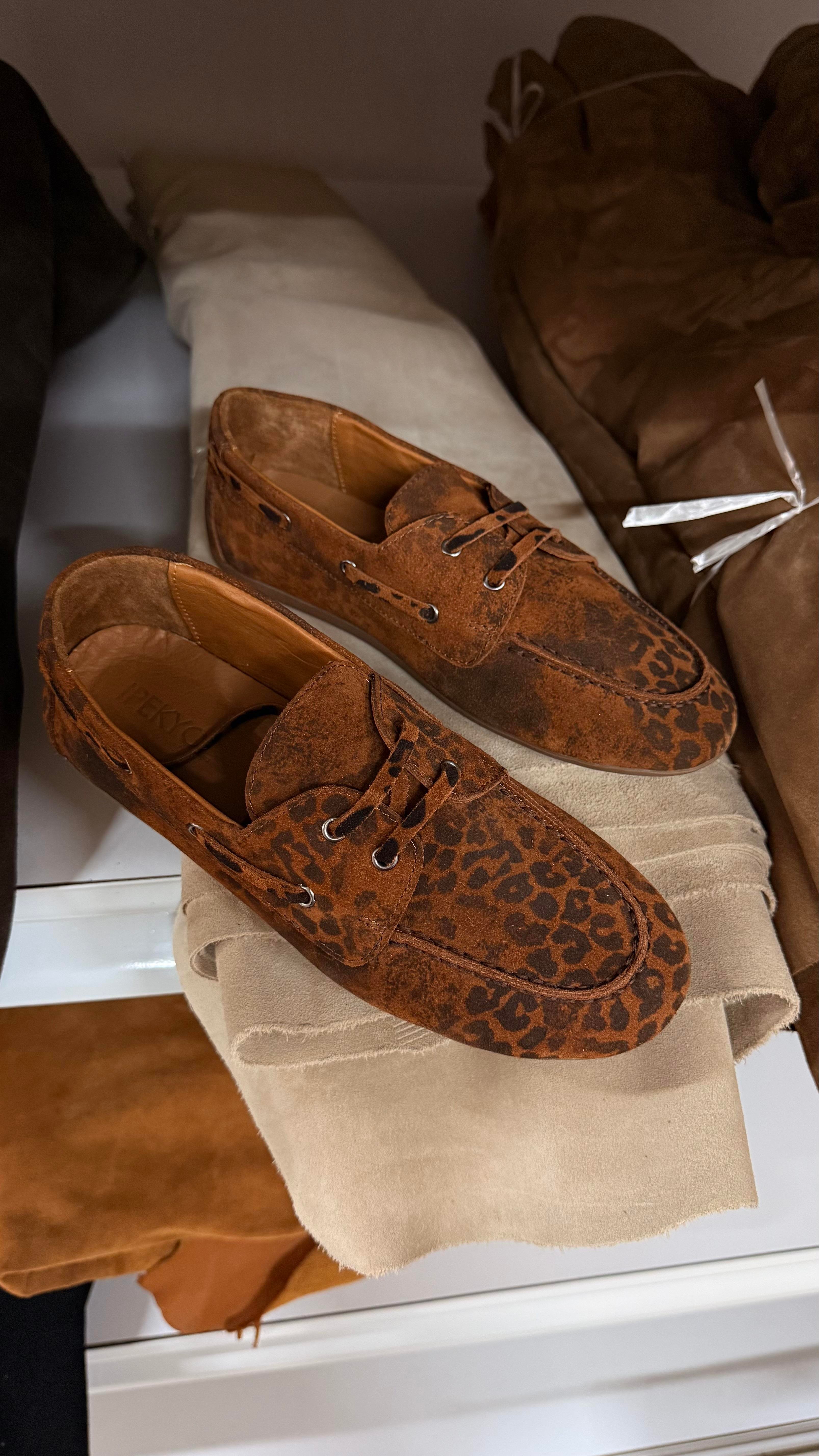 Kadın Hakiki Deri Leopar Süet Casual Ayakkabı 
