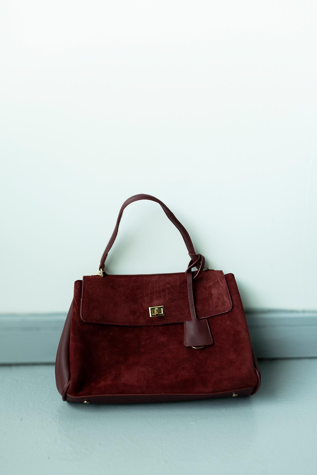 Kapaklı Uzun Askılı Salaş Deri Çanta Bordo