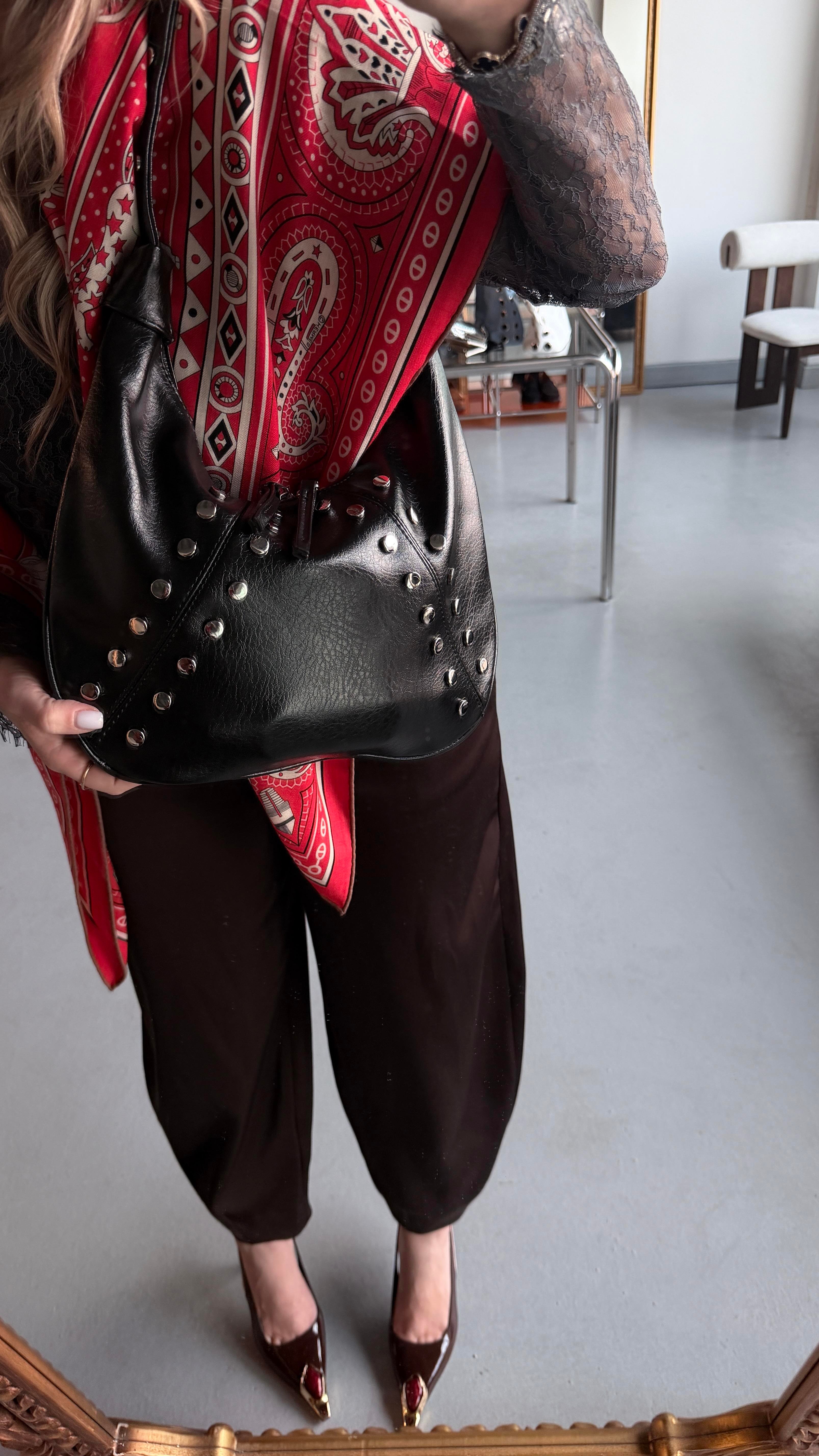 Lunessa Siyah Yarım Ay Model Gümüş Troklu Çanta