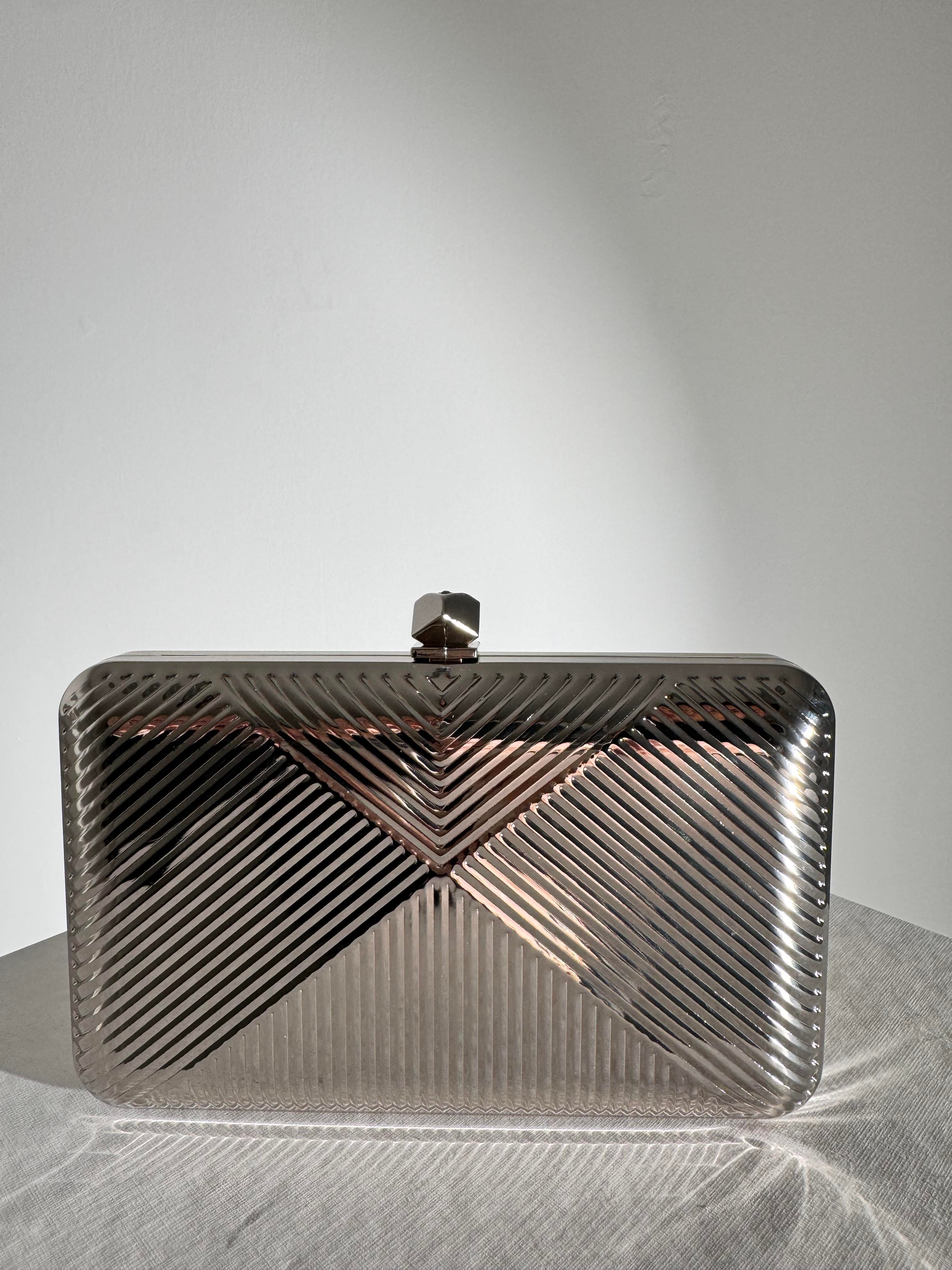 Metalik Gümüş Clutch Çanta 