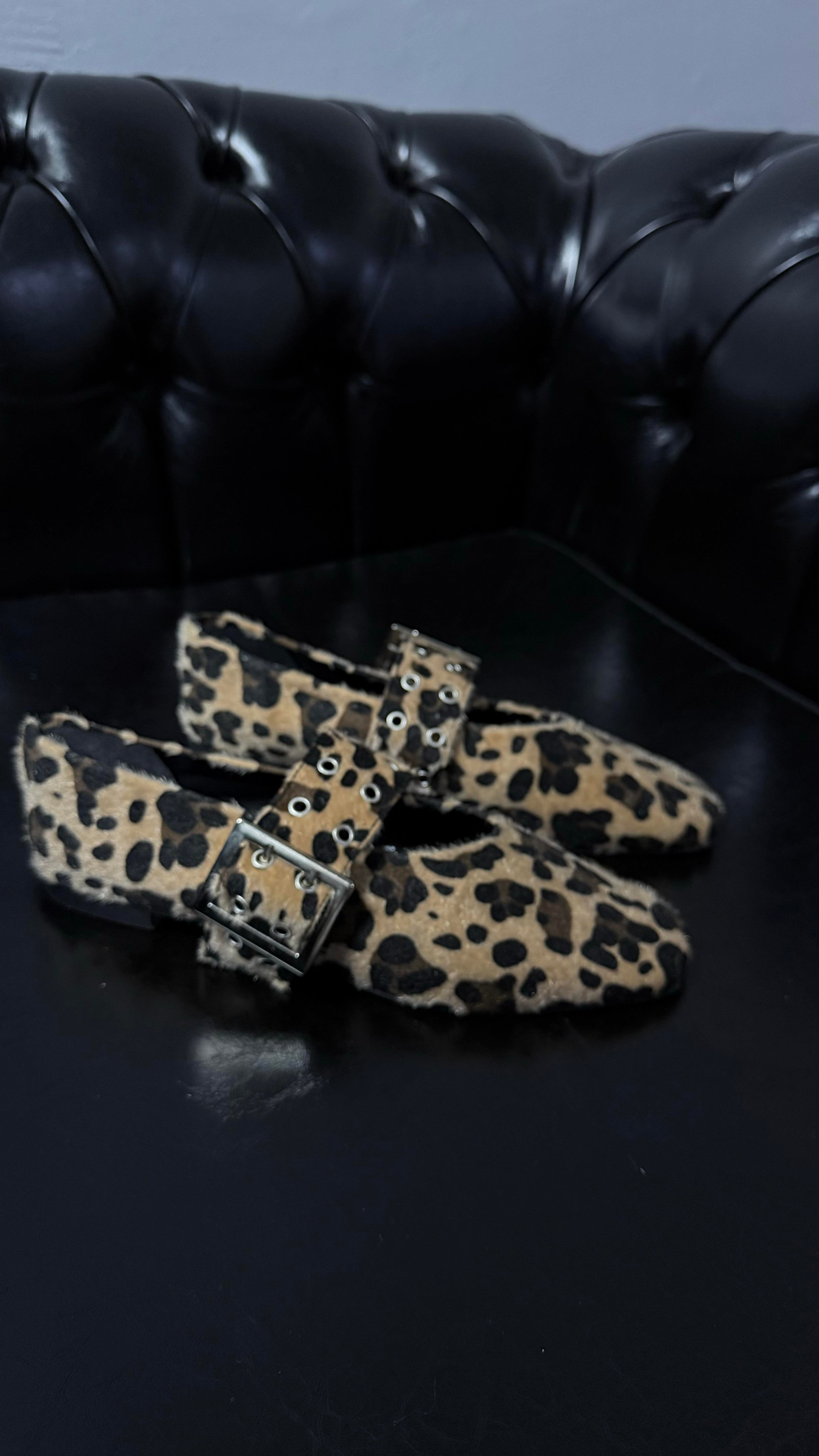 Minta Leopar Kemerli Cilt Babet
