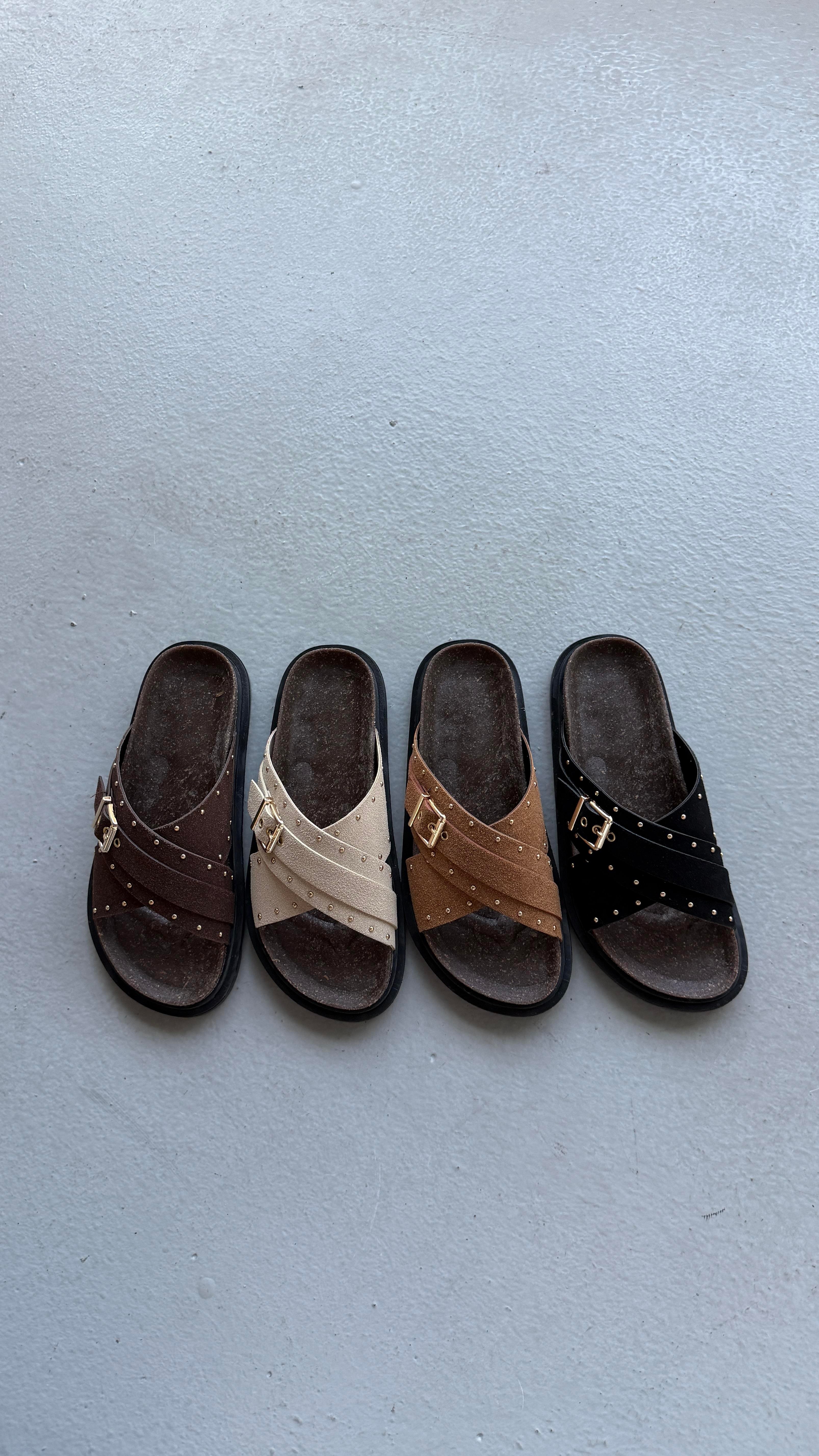 Mocca Muse Siyah Tokalı Comfort Terlik