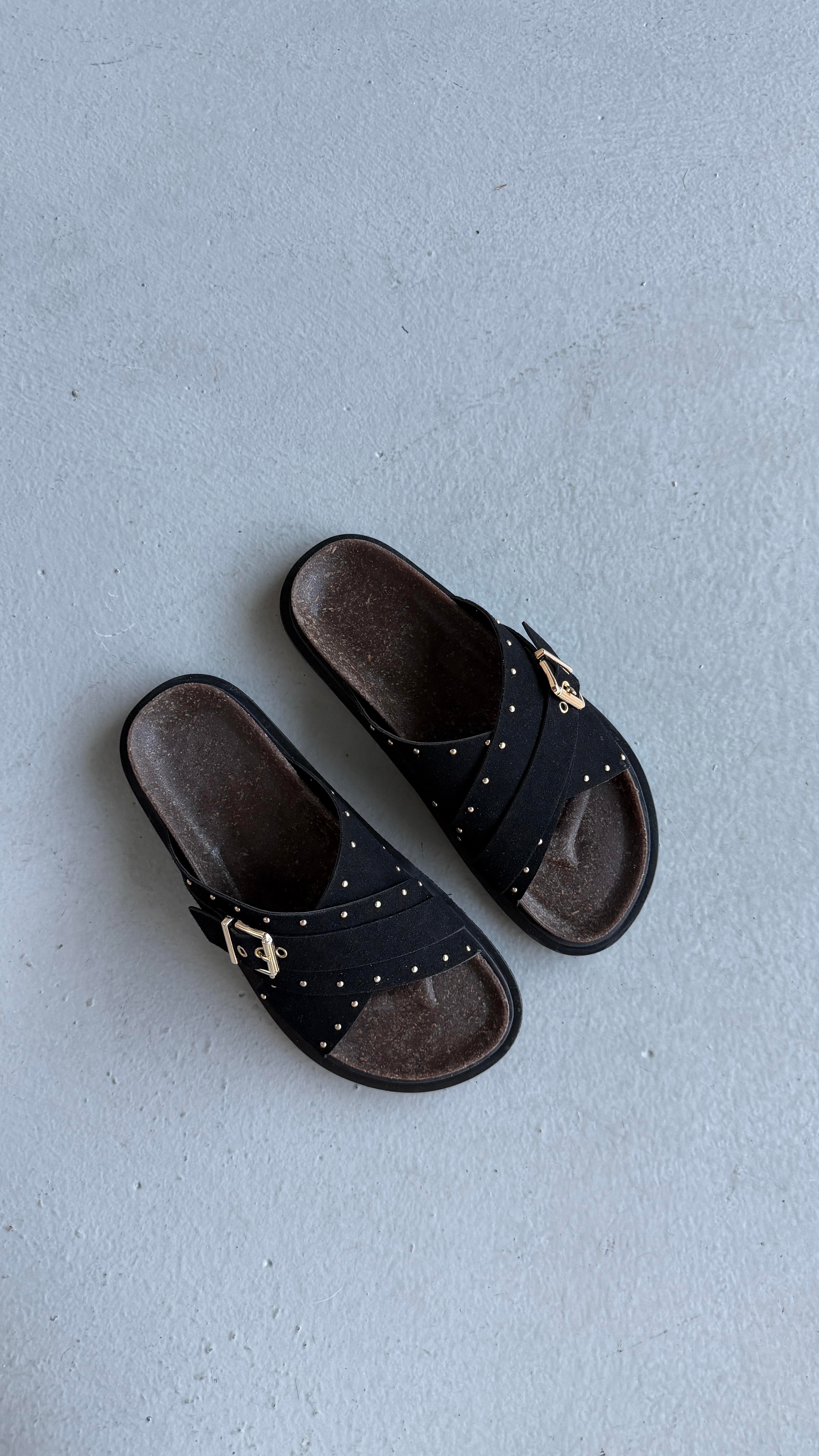 Mocca Muse Siyah Tokalı Comfort Terlik