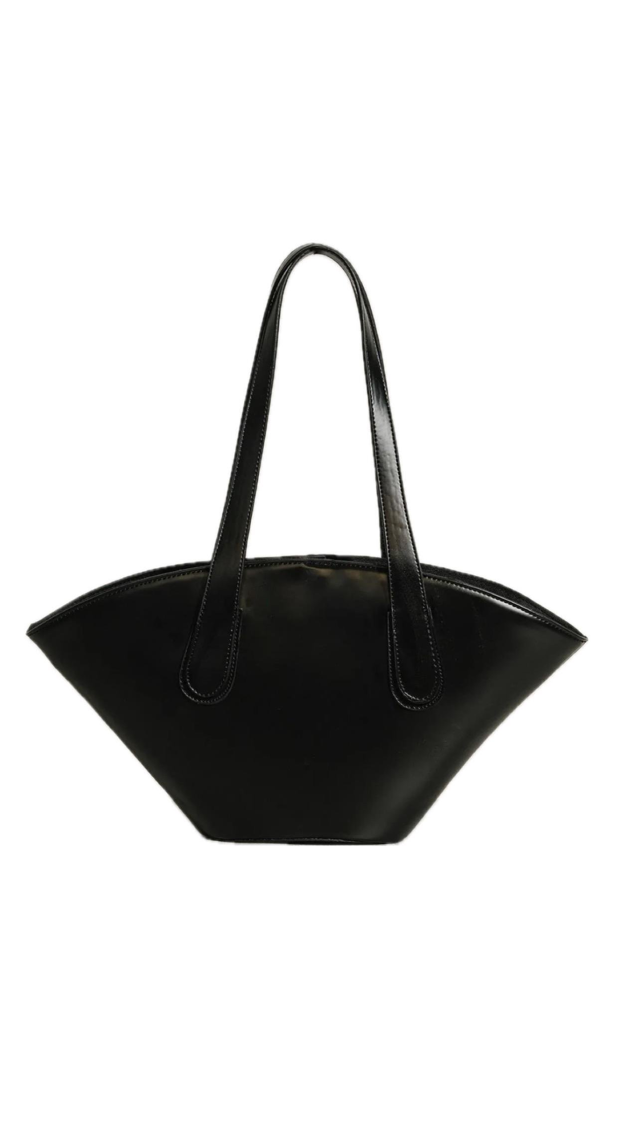 Muse Siyah Sap Detaylı Çanta