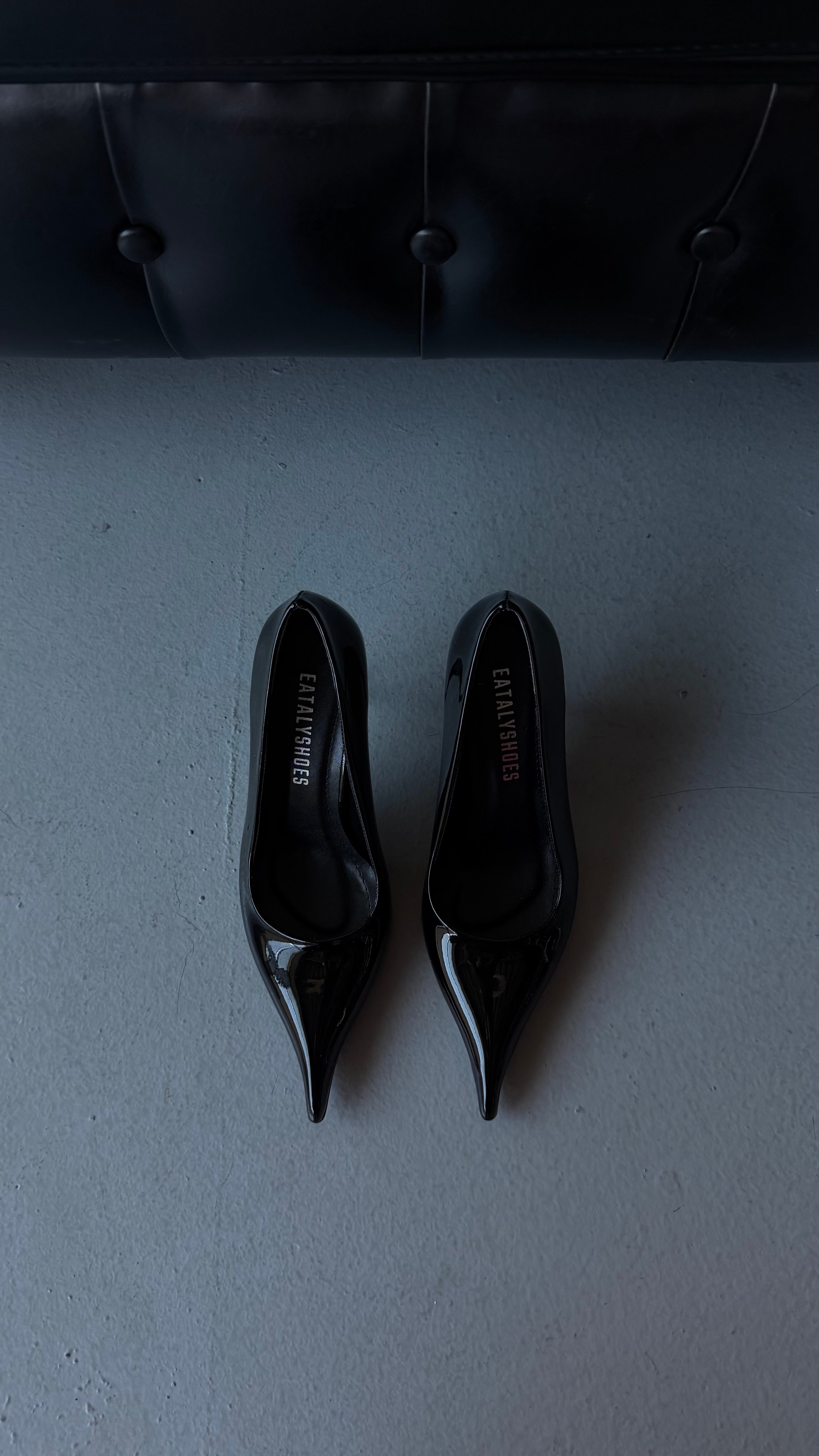 Nera Siyah Rugan Stiletto