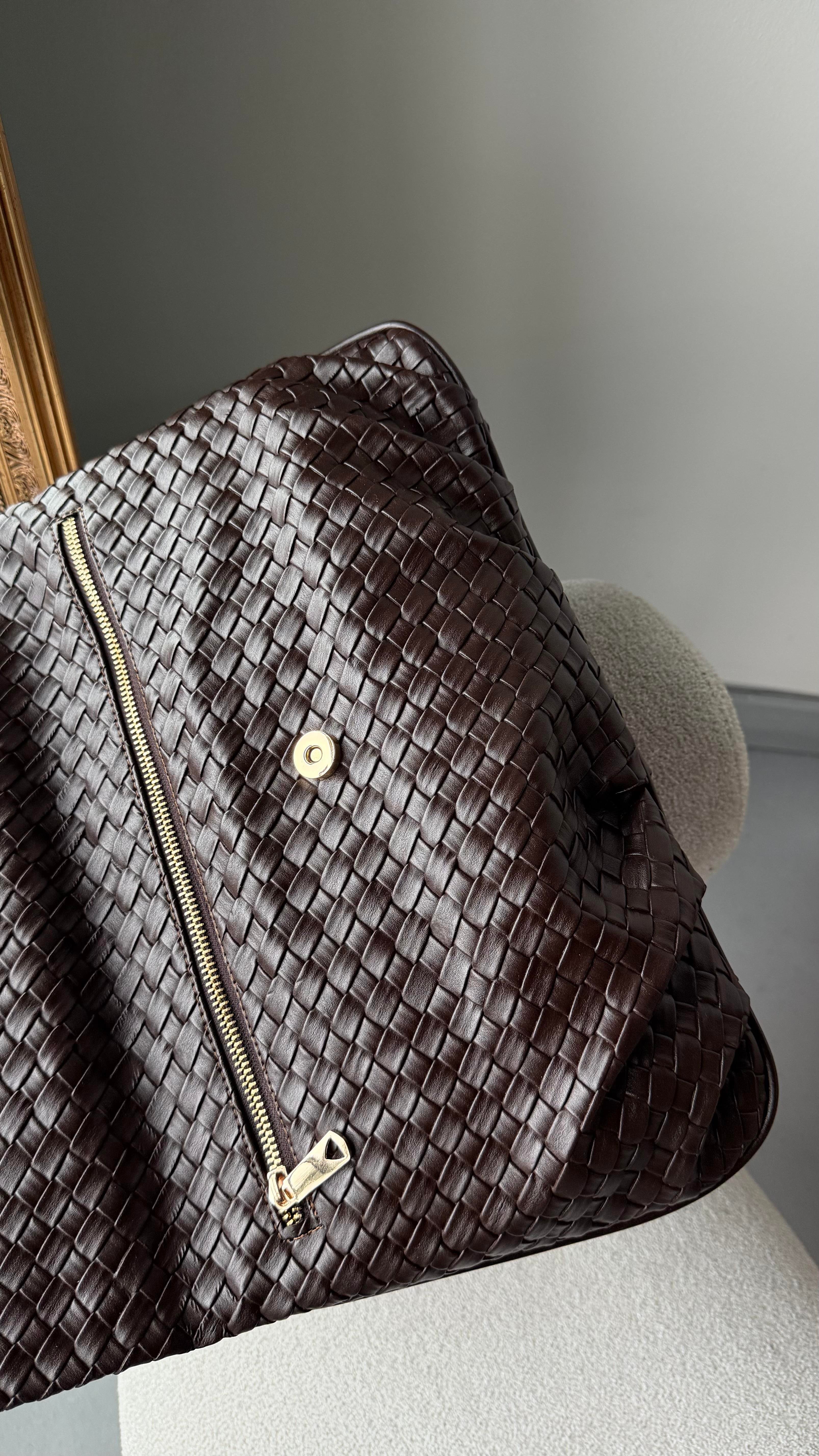 Quiet Rouge Acıkahve Örgü Deri Clutch Çanta