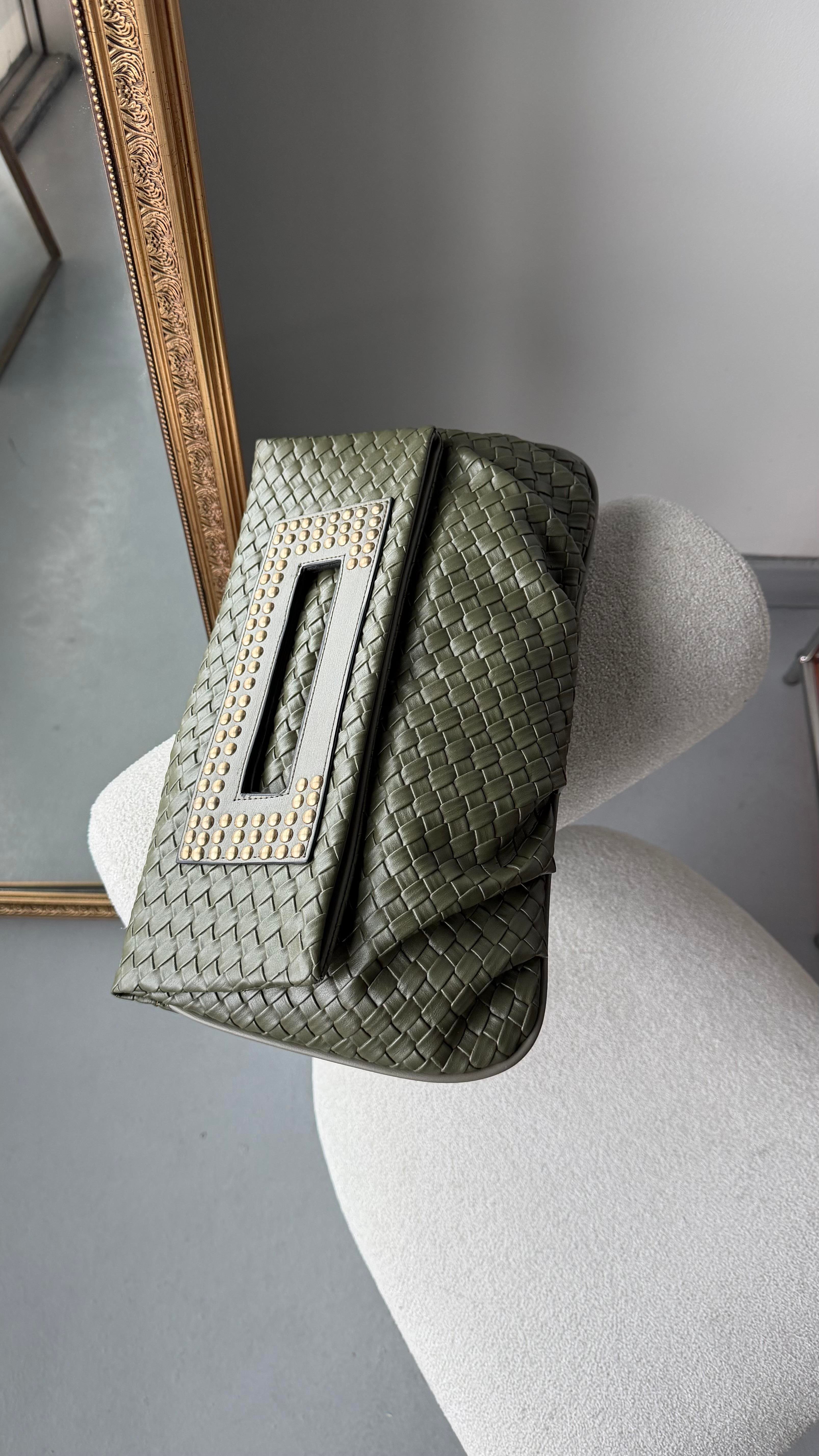 Quiet Rouge Yeşil Örgü Deri Clutch Çanta