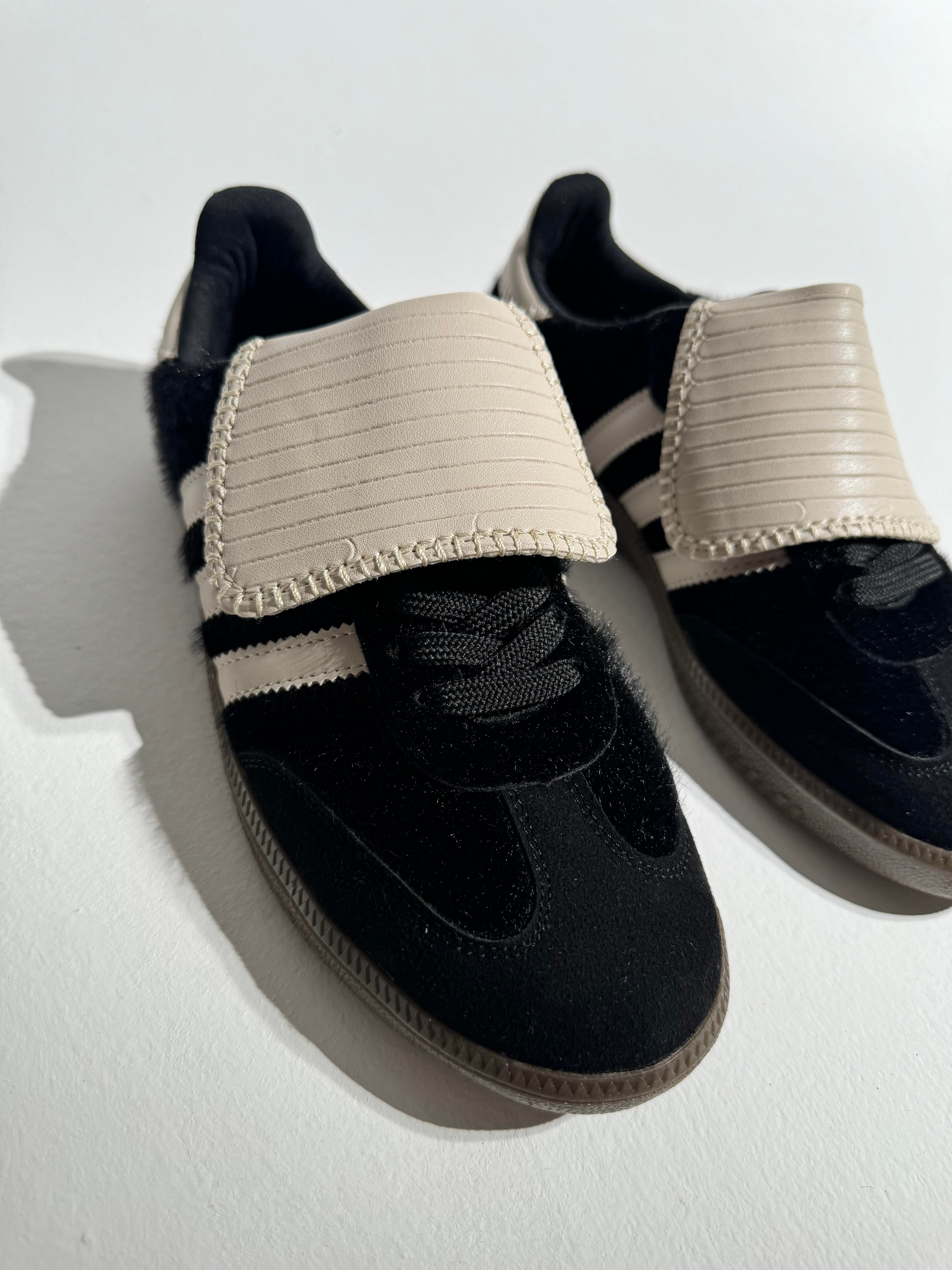 Sacha Dilli Siyah Bej 3Bantlı Sneaker