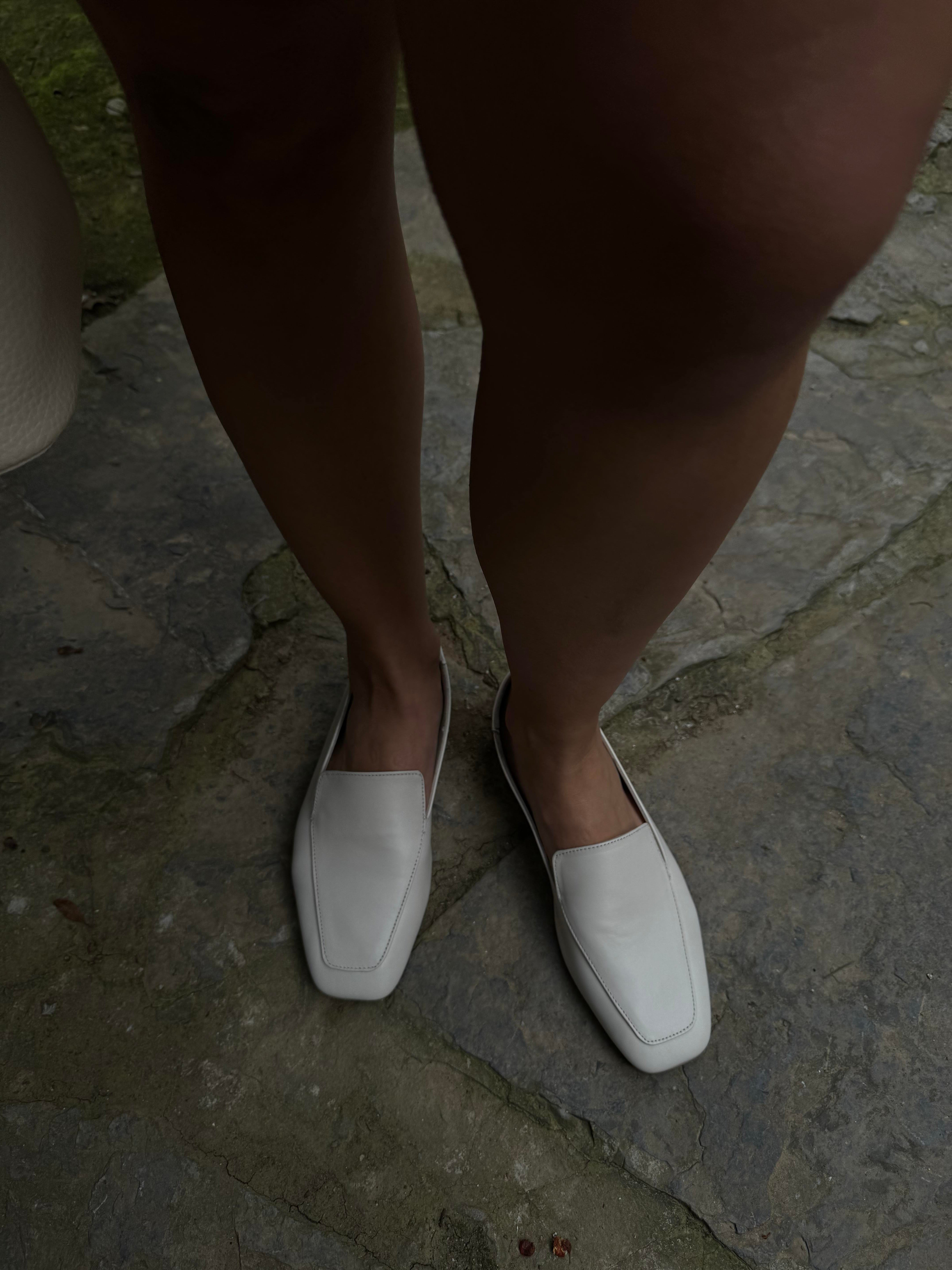 Sid Bej Kare Burun Deri Babet