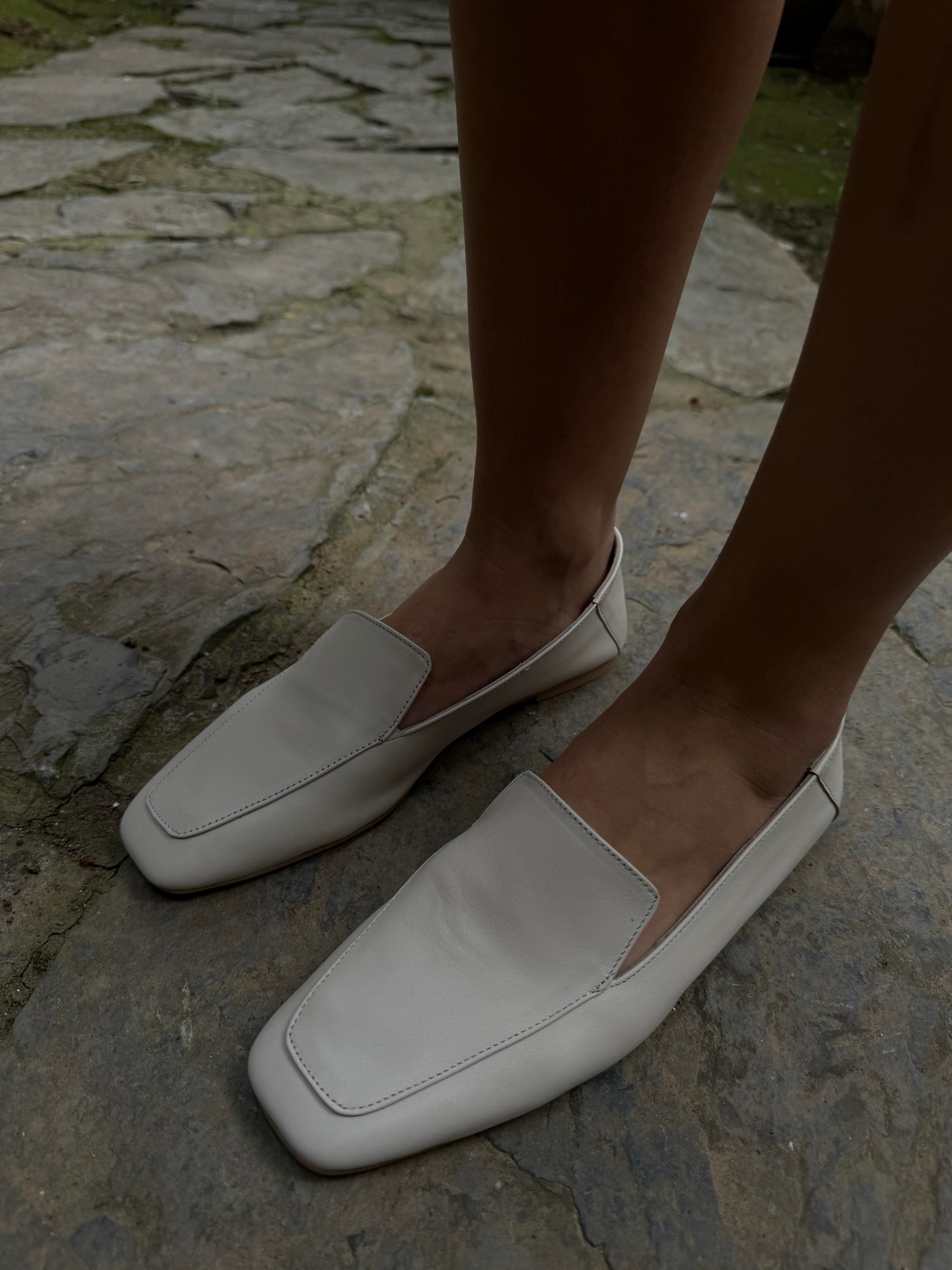 Sid Bej Kare Burun Deri Babet