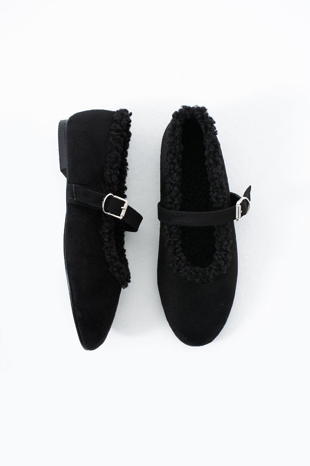 Siyah Süet İçi Kürklü Basic Babet