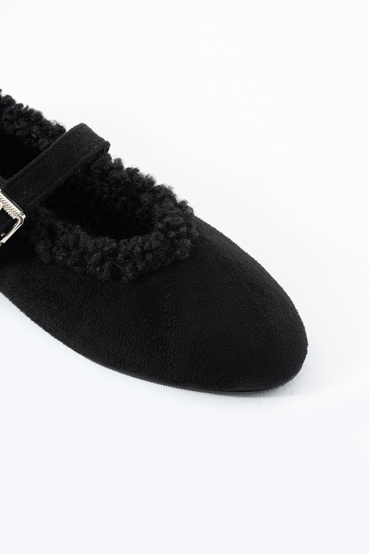 Siyah Süet İçi Kürklü Basic Babet